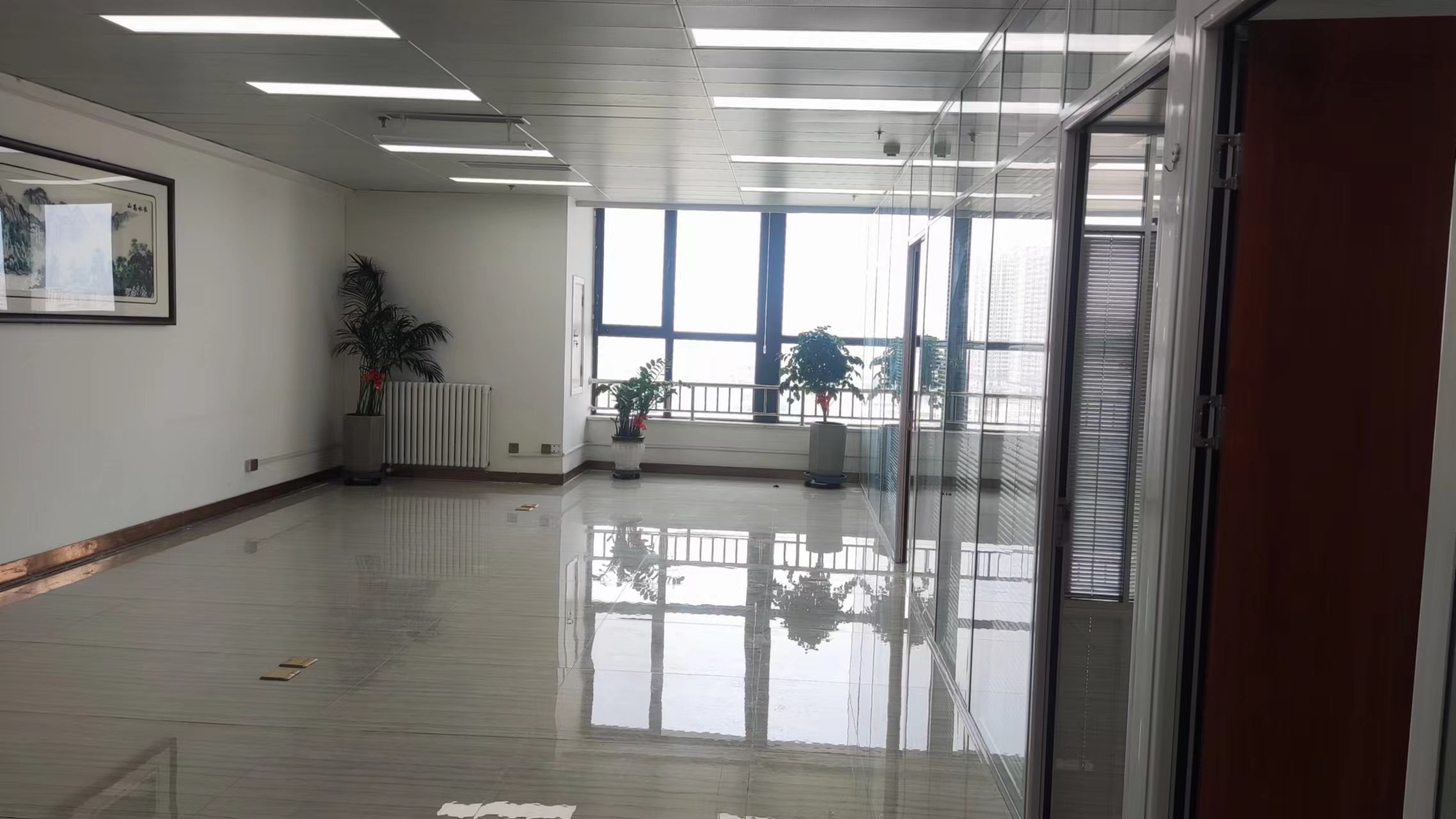 南益名泉春晓公寓