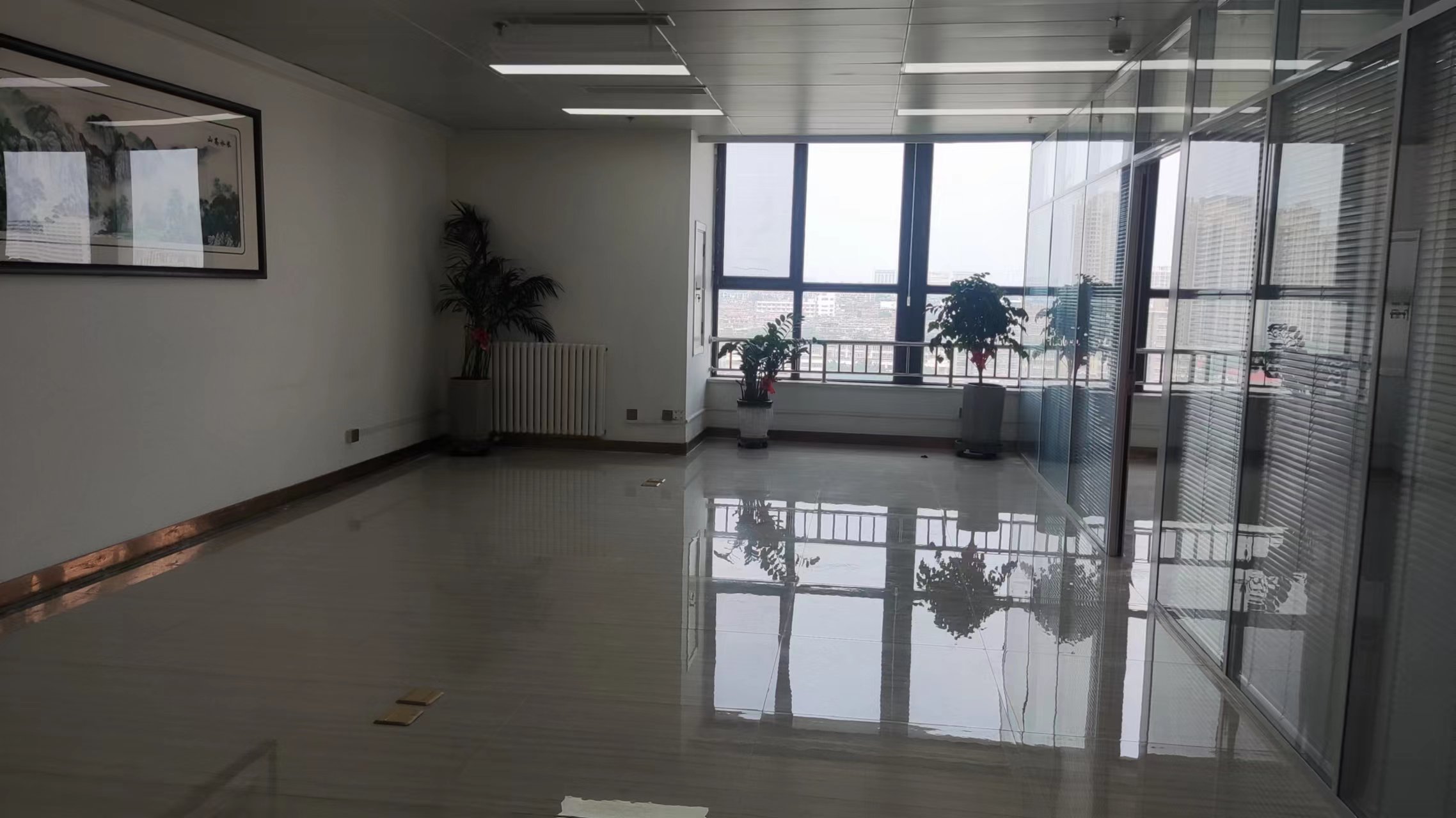 南益名泉春晓公寓