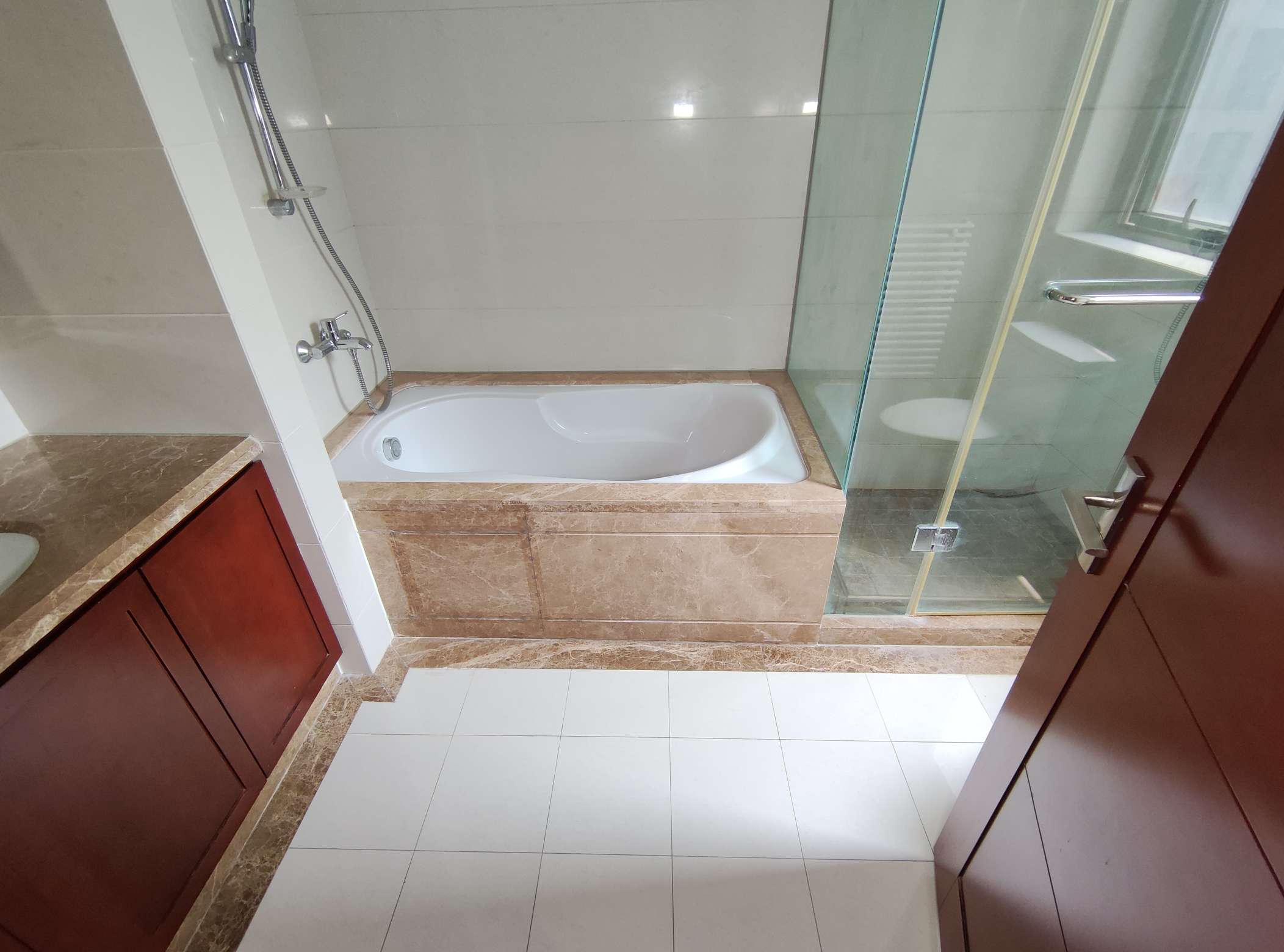 海尔绿城百合园