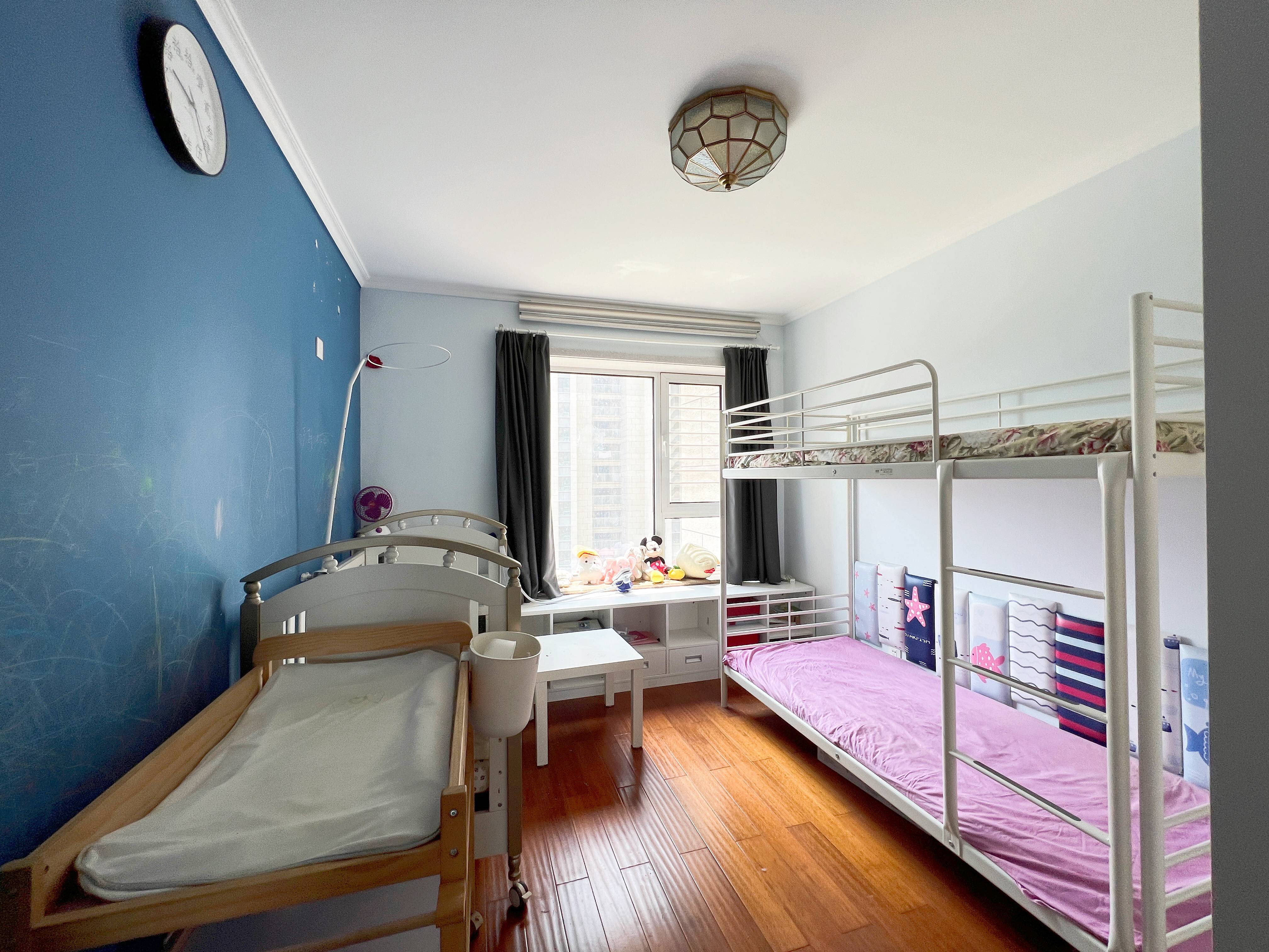 绿地新里梵尔赛公馆