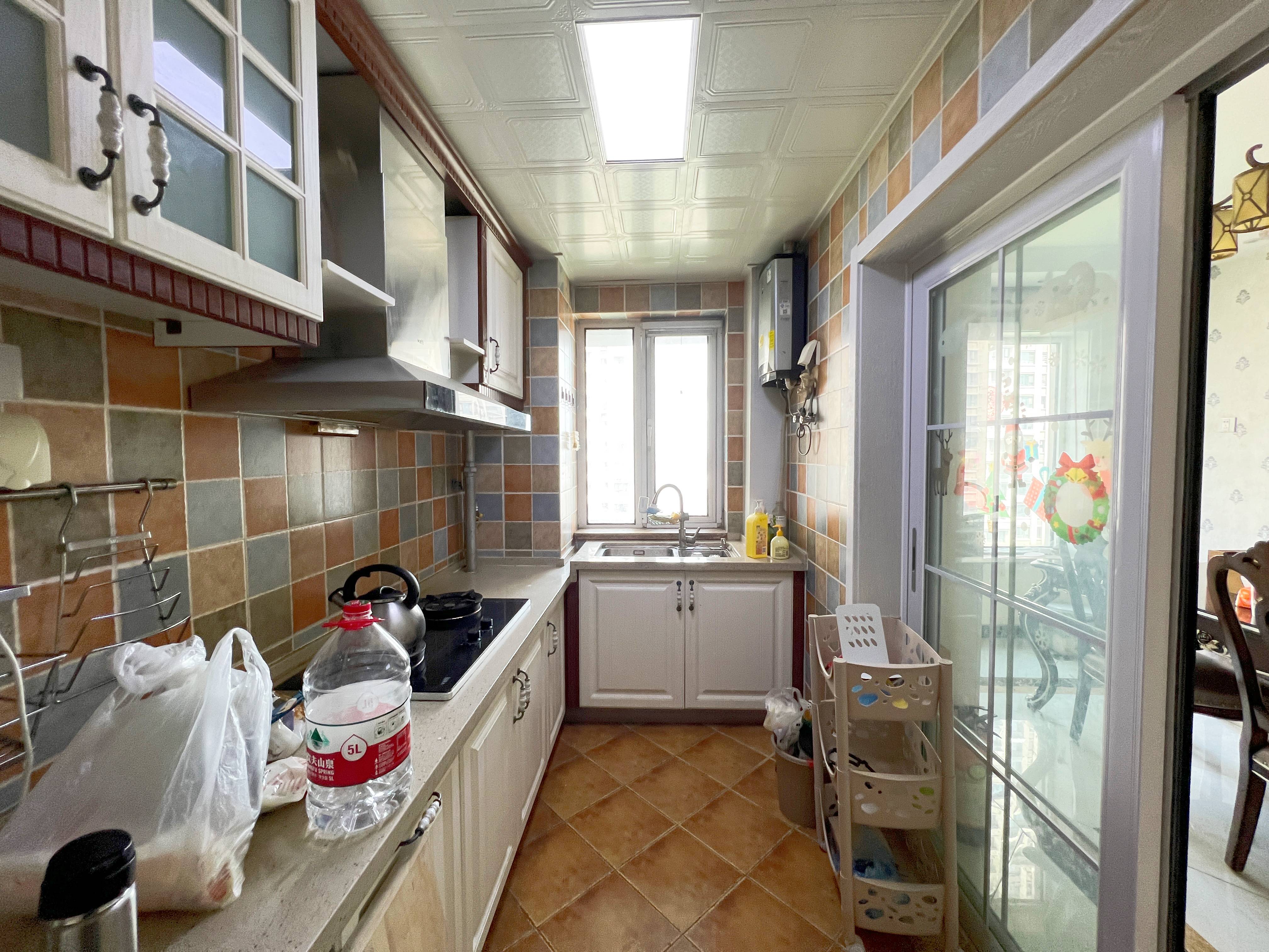 绿地新里梵尔赛公馆