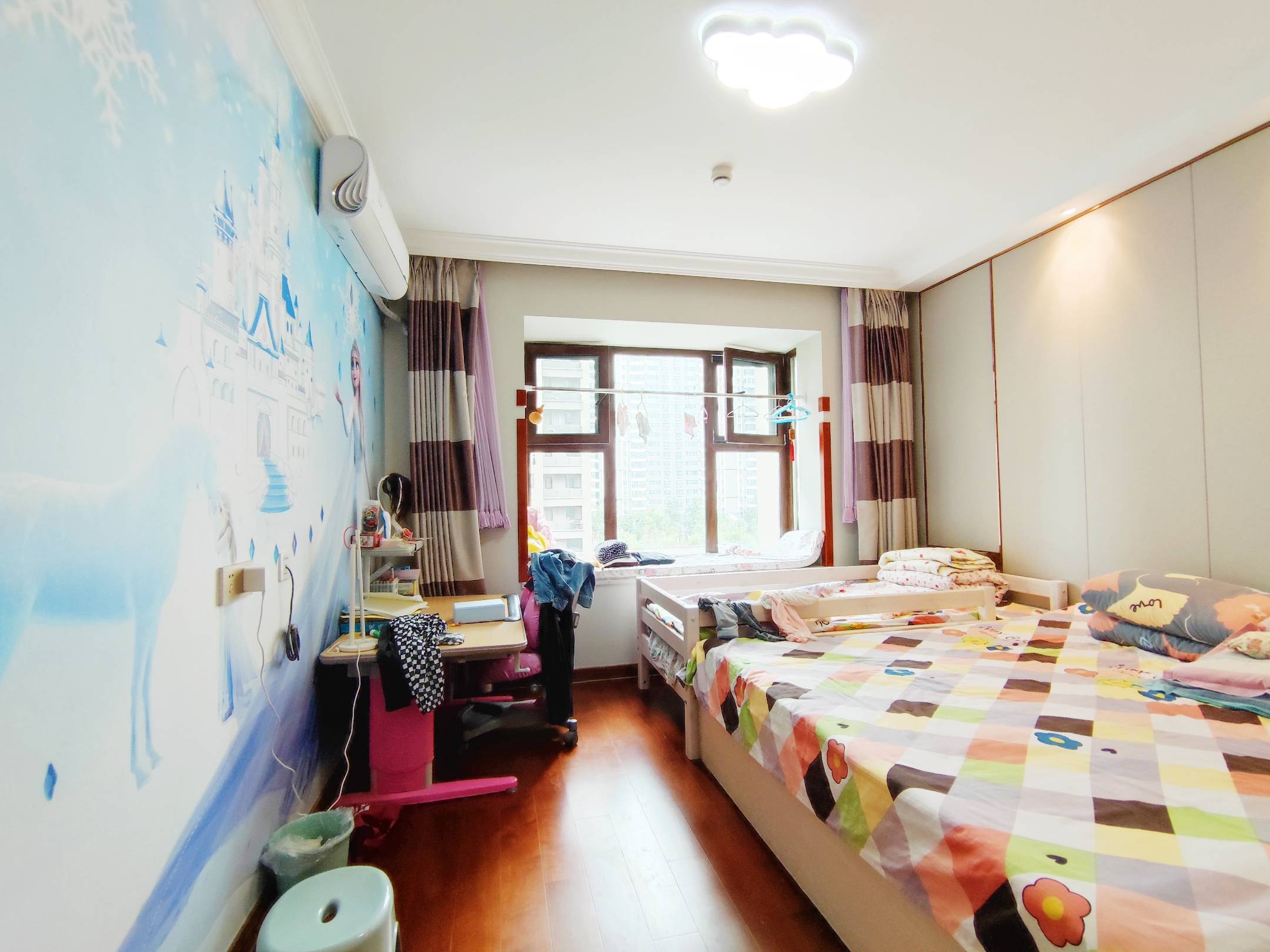 旭辉银盛泰瑞锦台