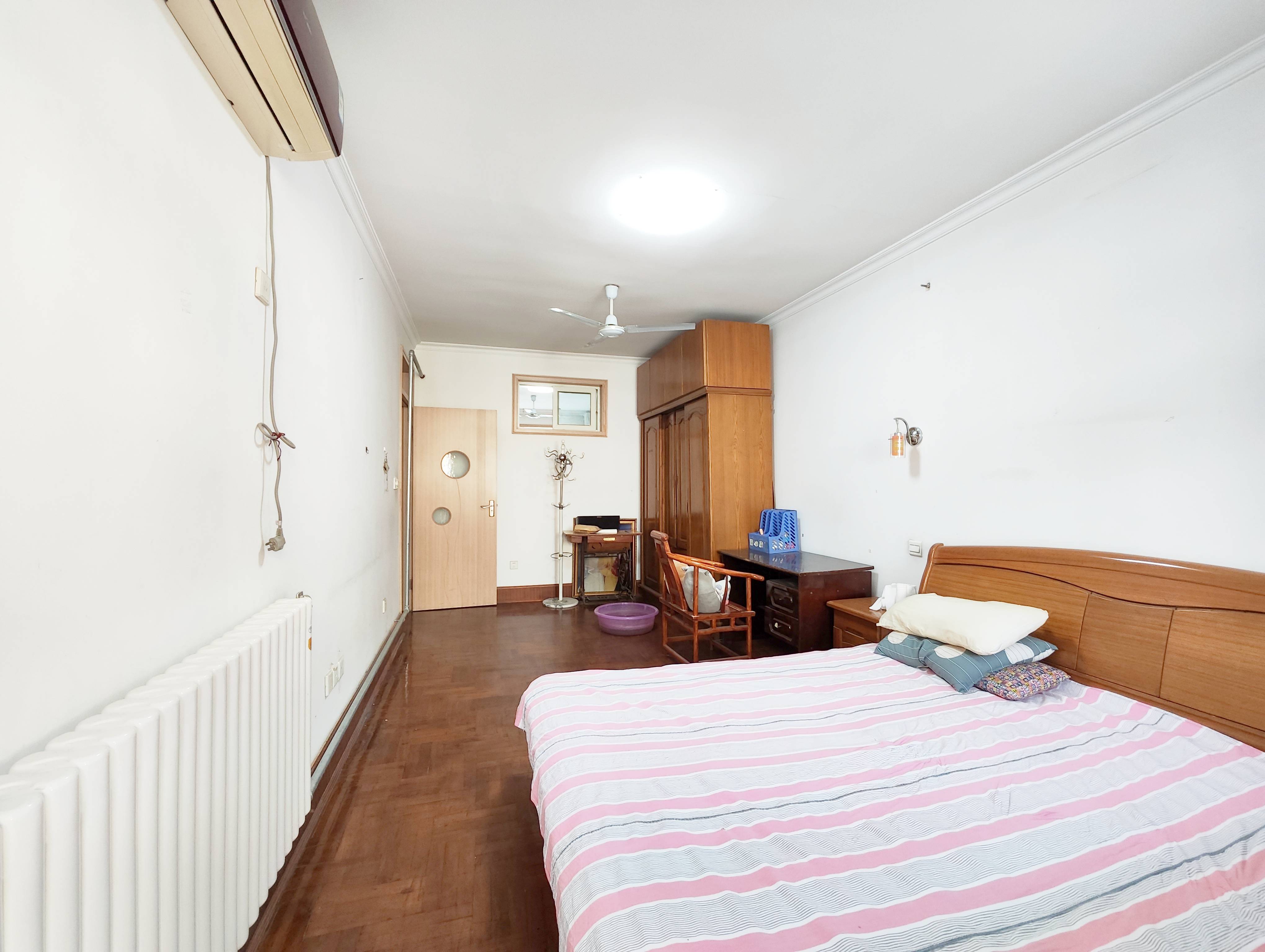 黄岗东路单位宿舍