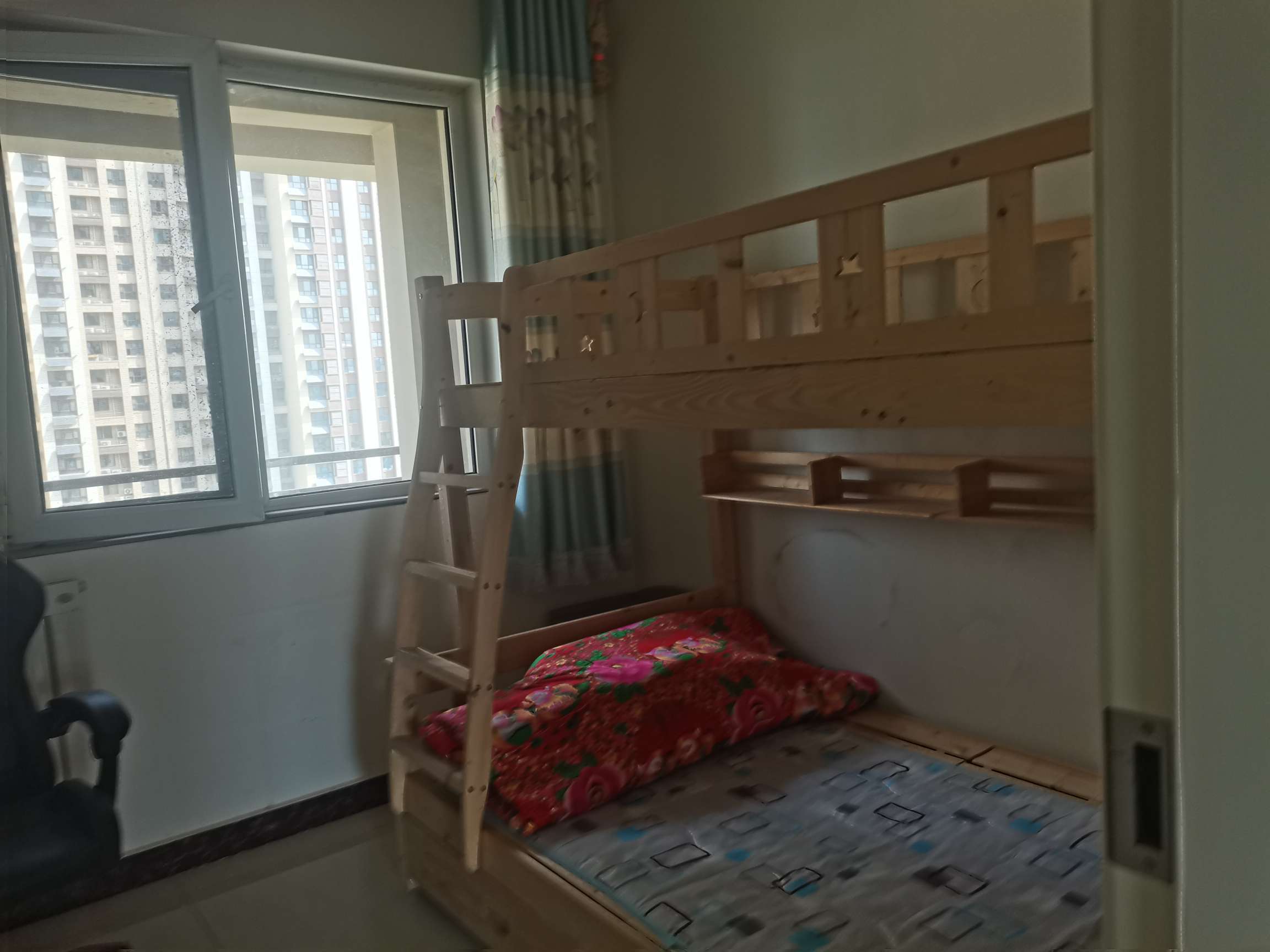 绿地新里香榭丽公馆