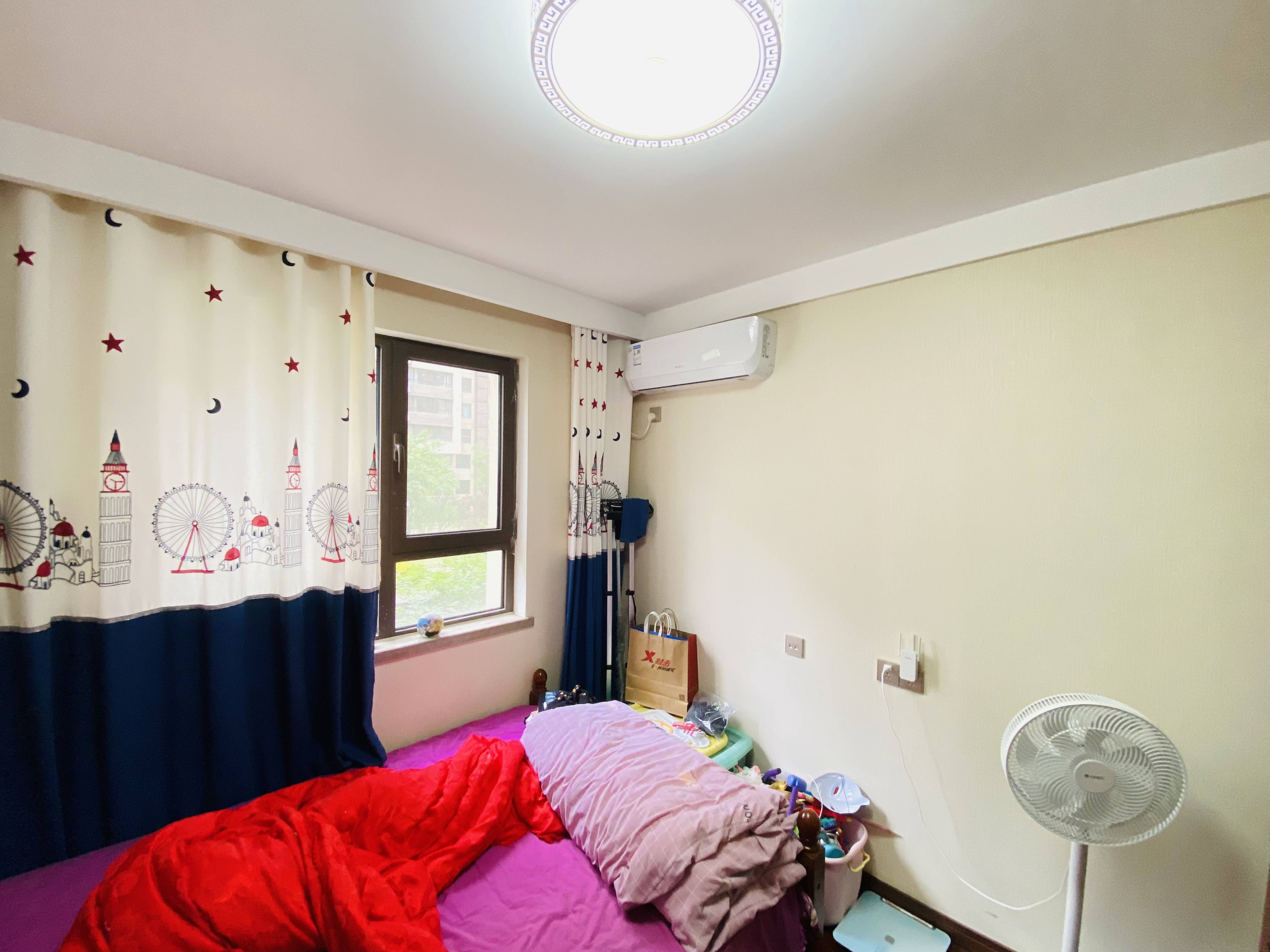 旭辉银盛泰金域蓝山