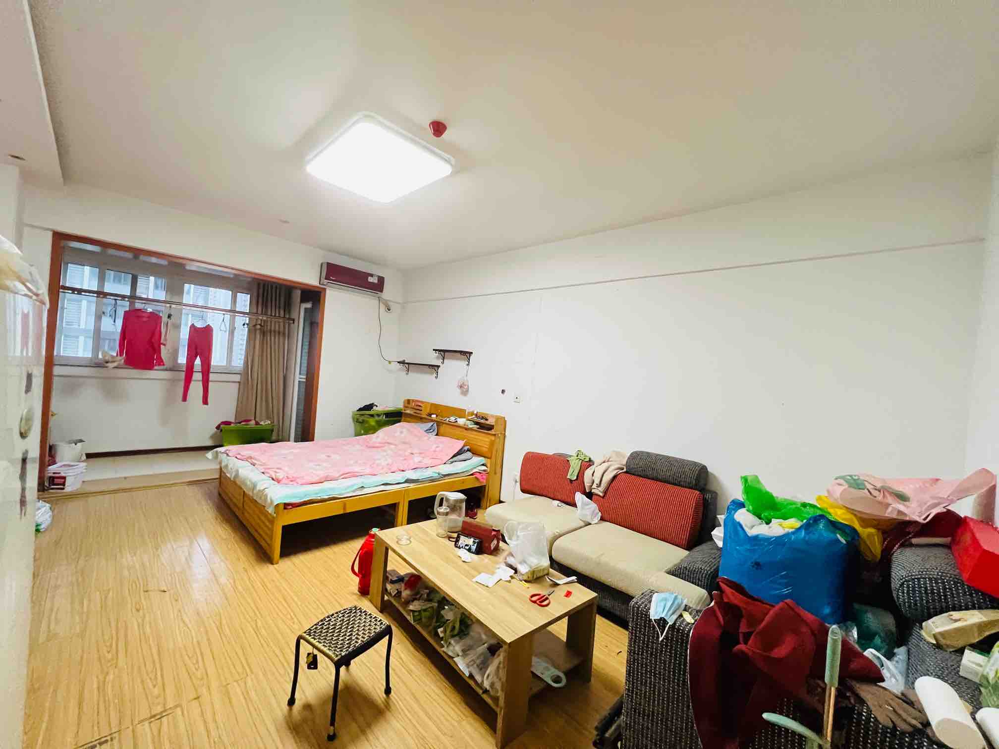 
							鑫苑国际城市花园商住楼