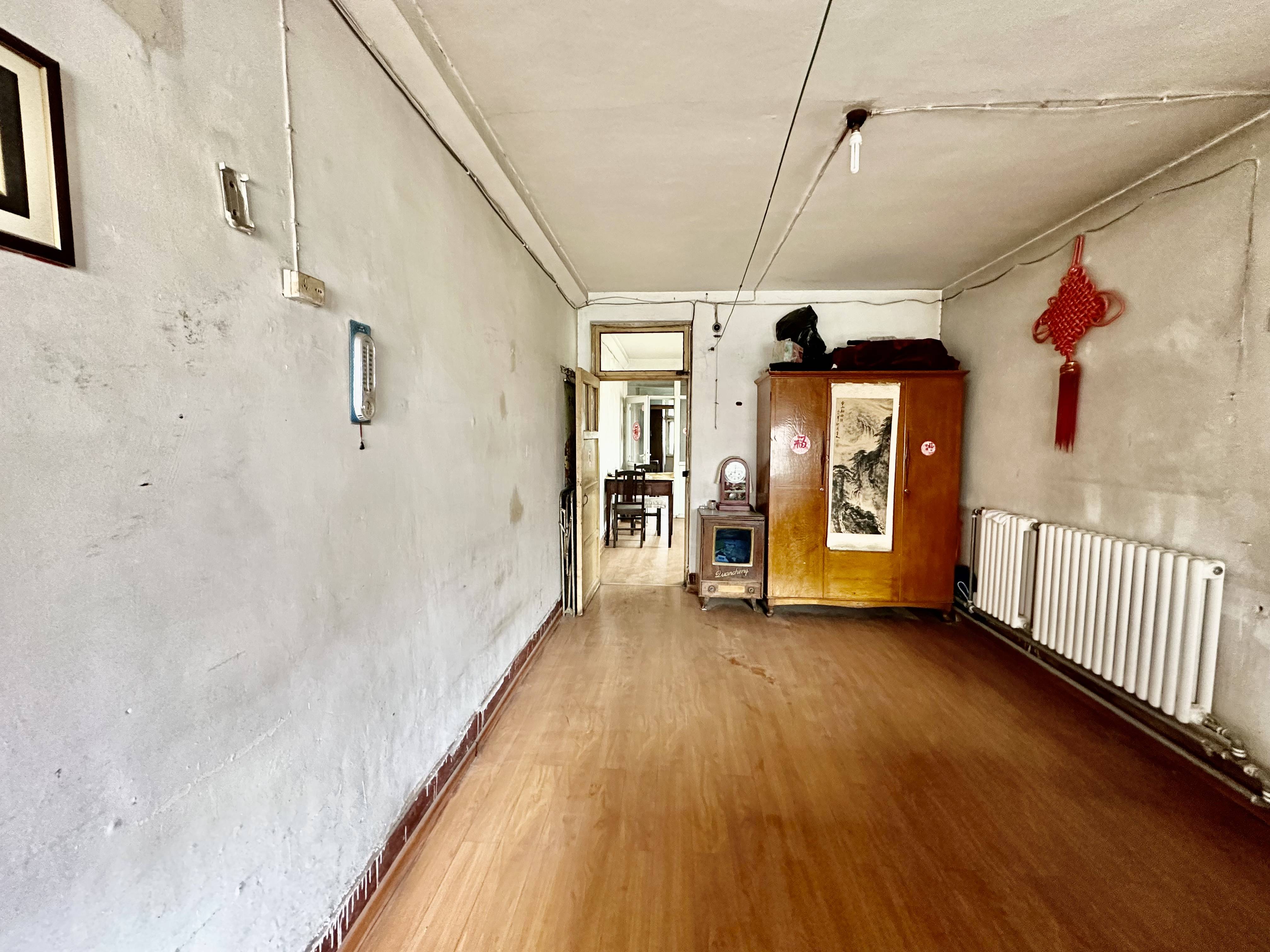 建国小经三路单位宿舍