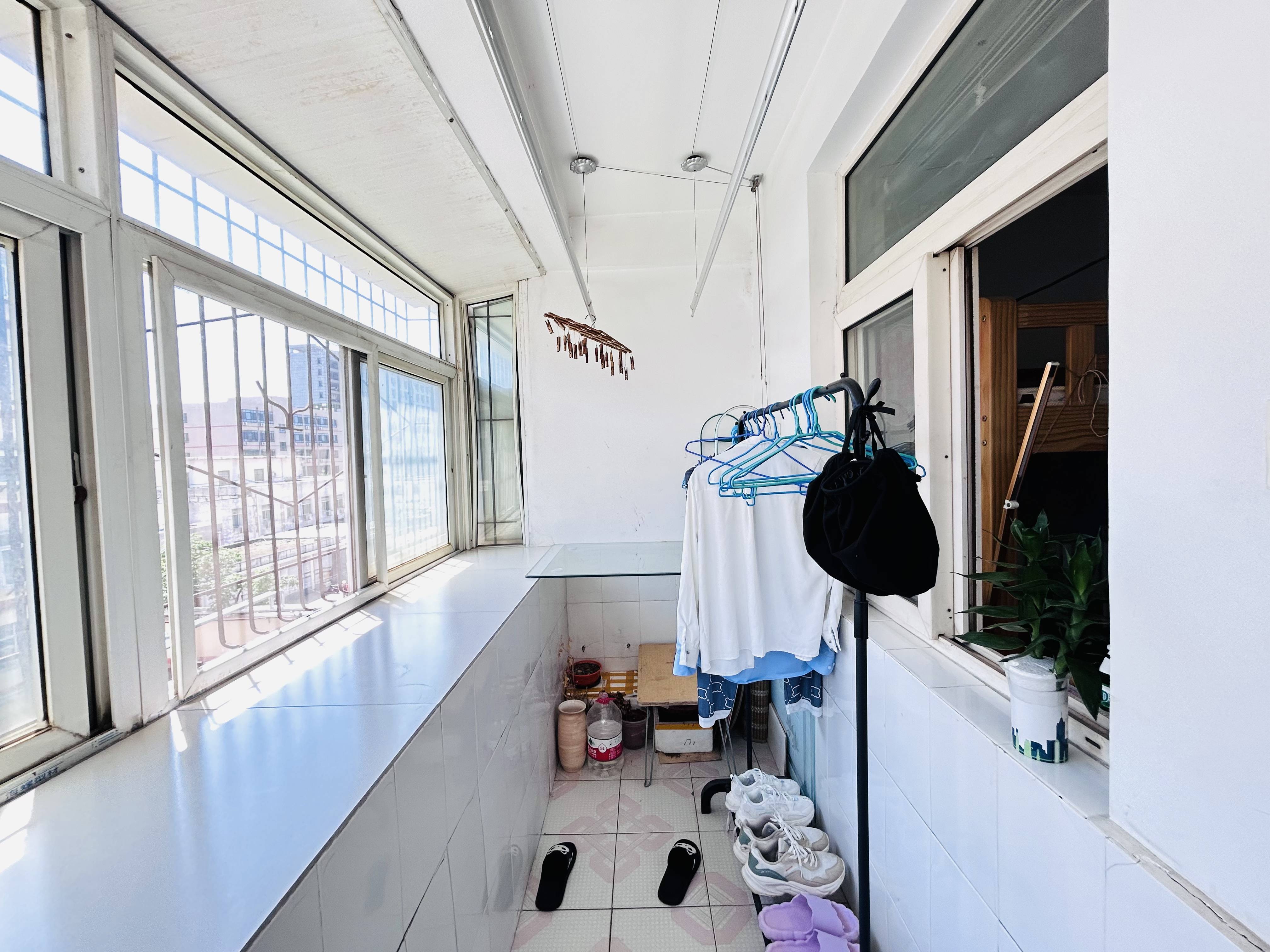 洪家楼南路13号