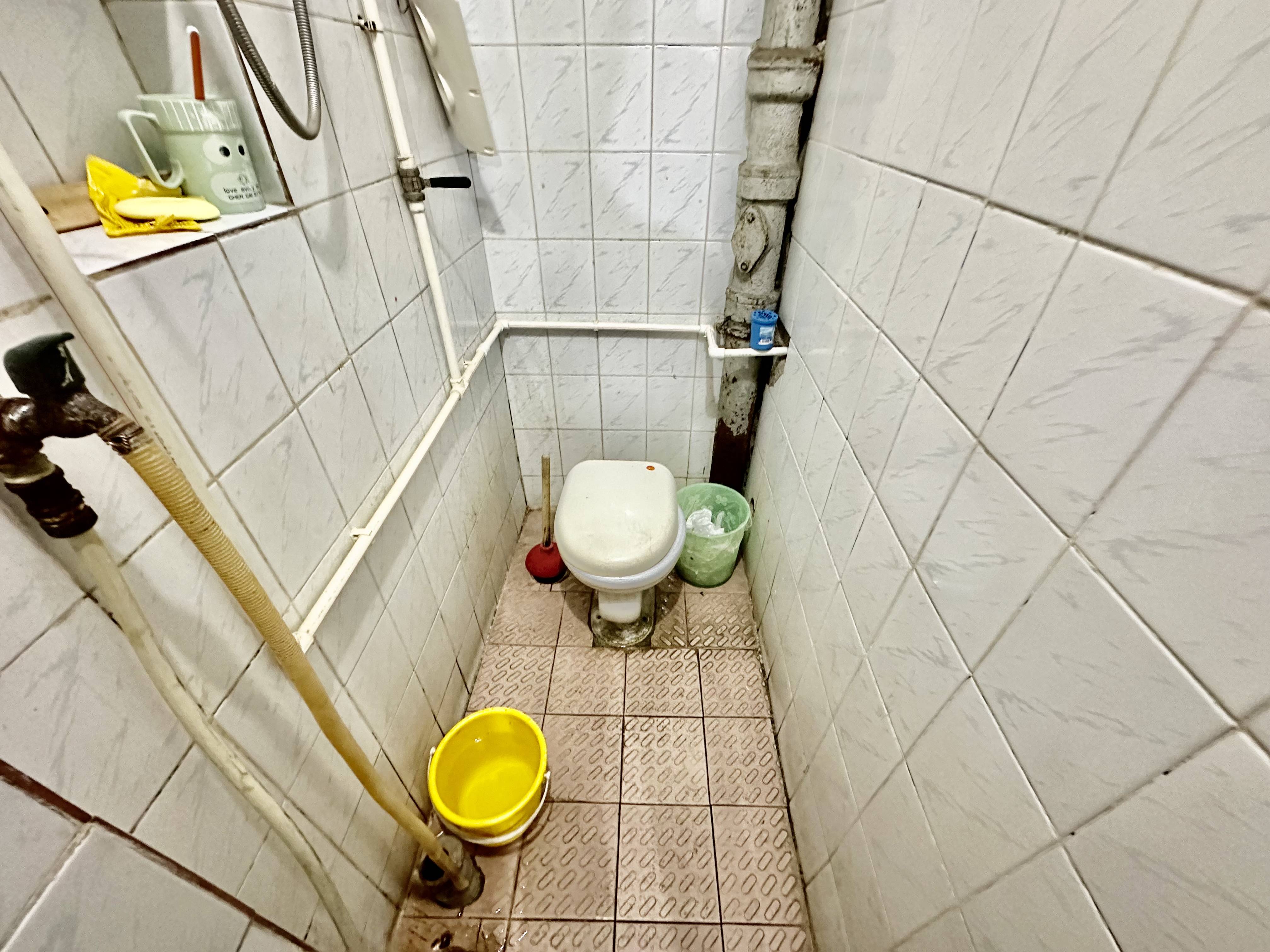 纬一路后街19号