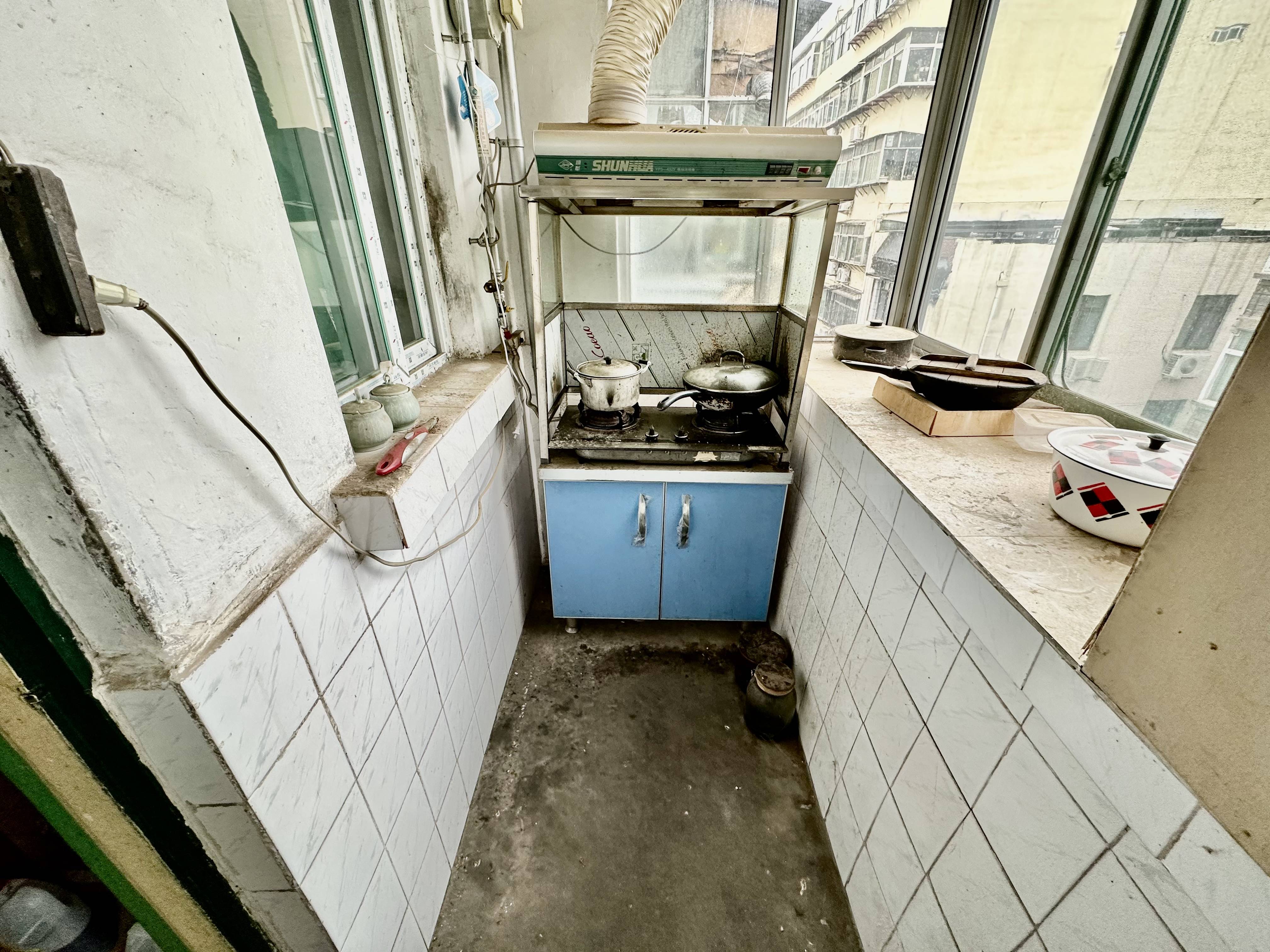 经三路单位宿舍