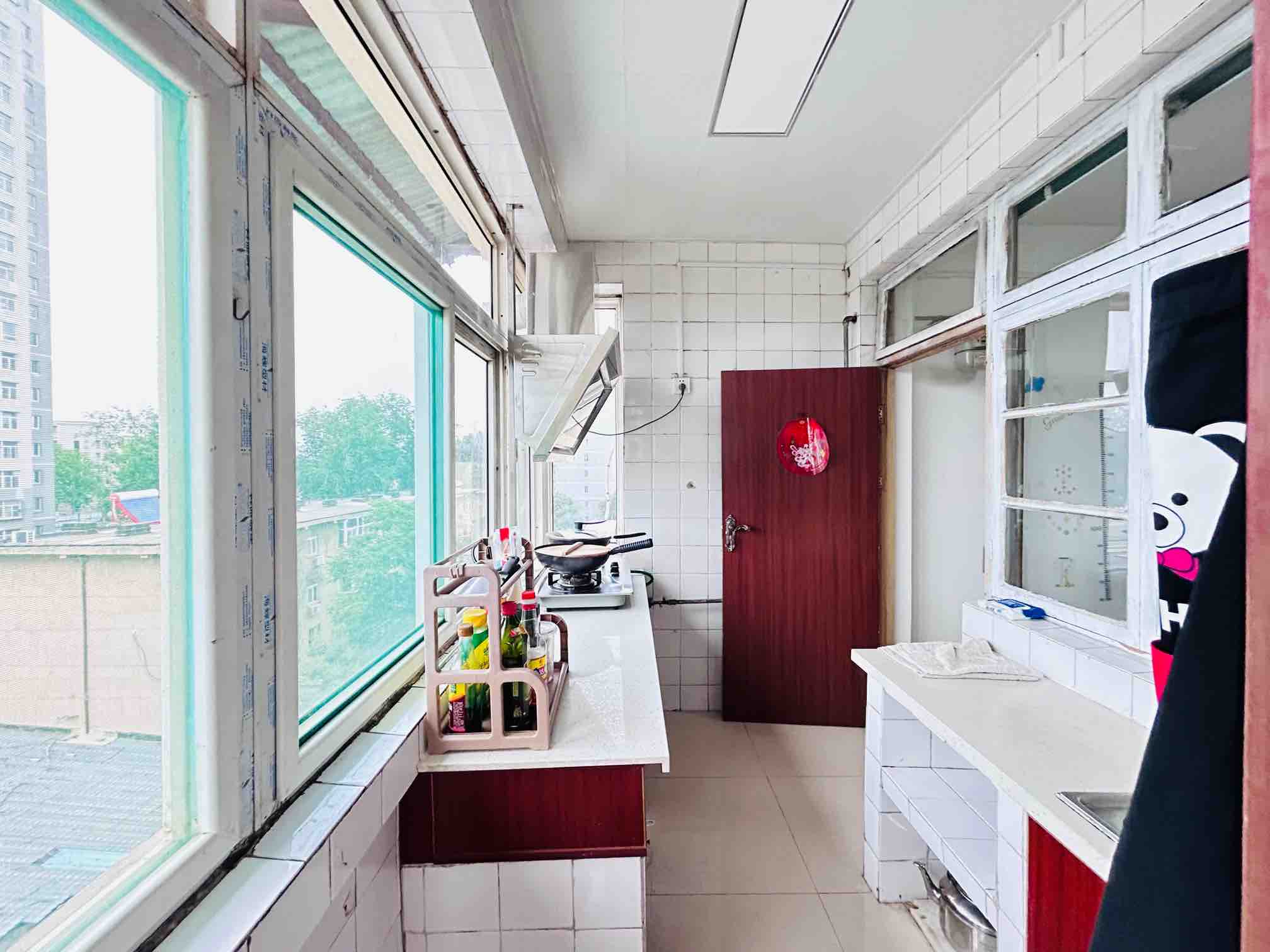 山大路158号（公安局宿舍）