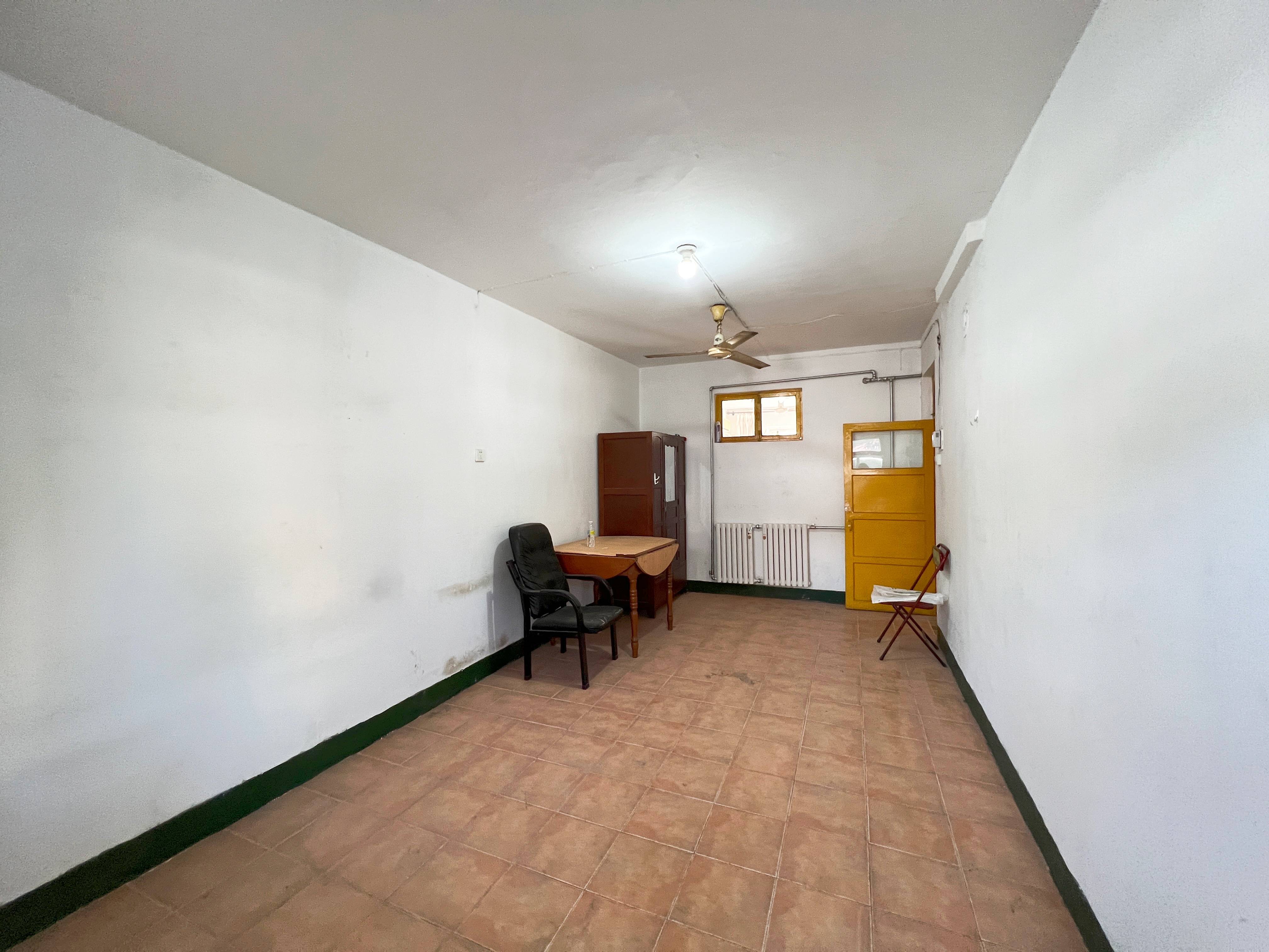 黄岗东路单位宿舍