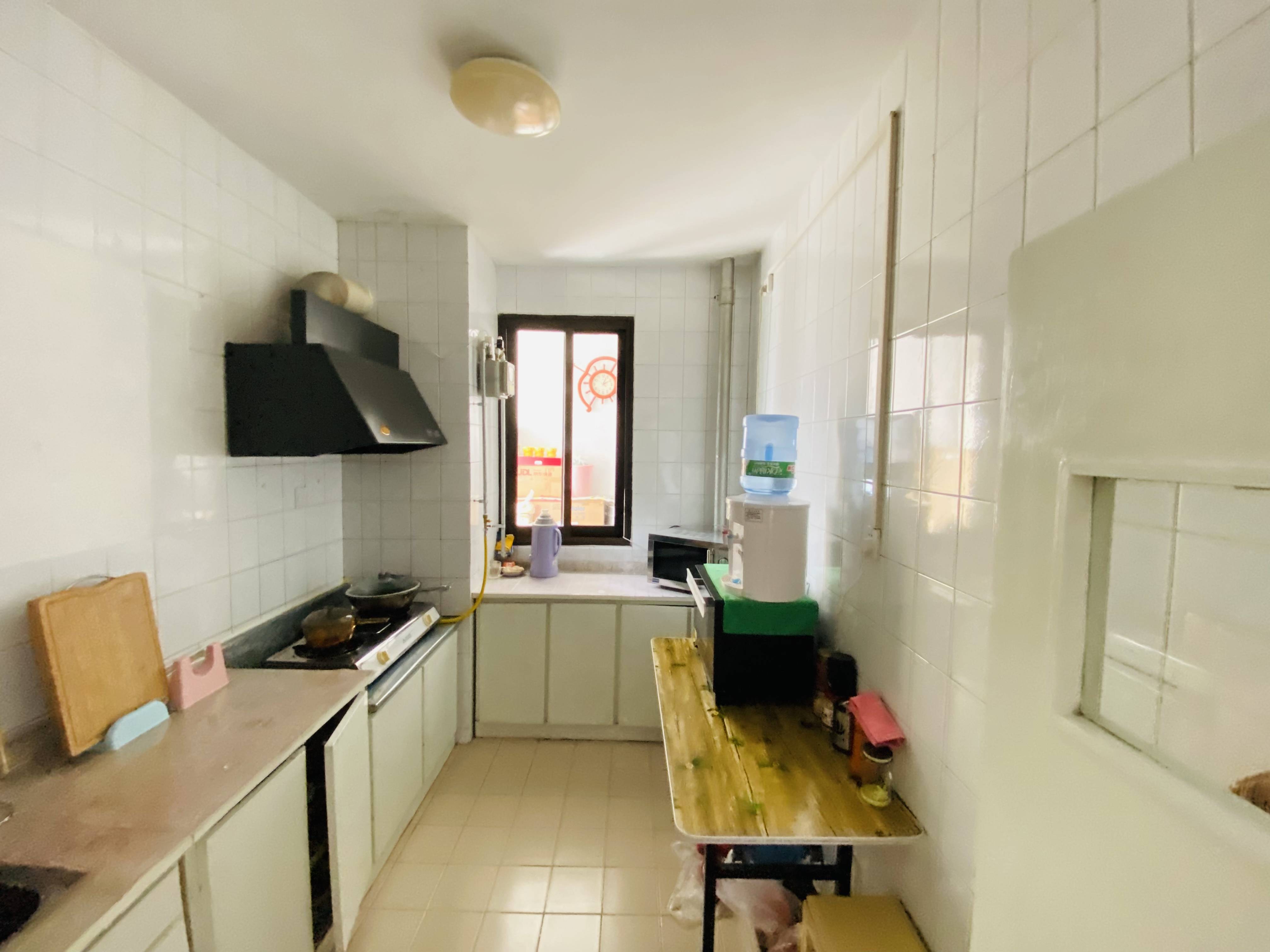 济钢新村中心区