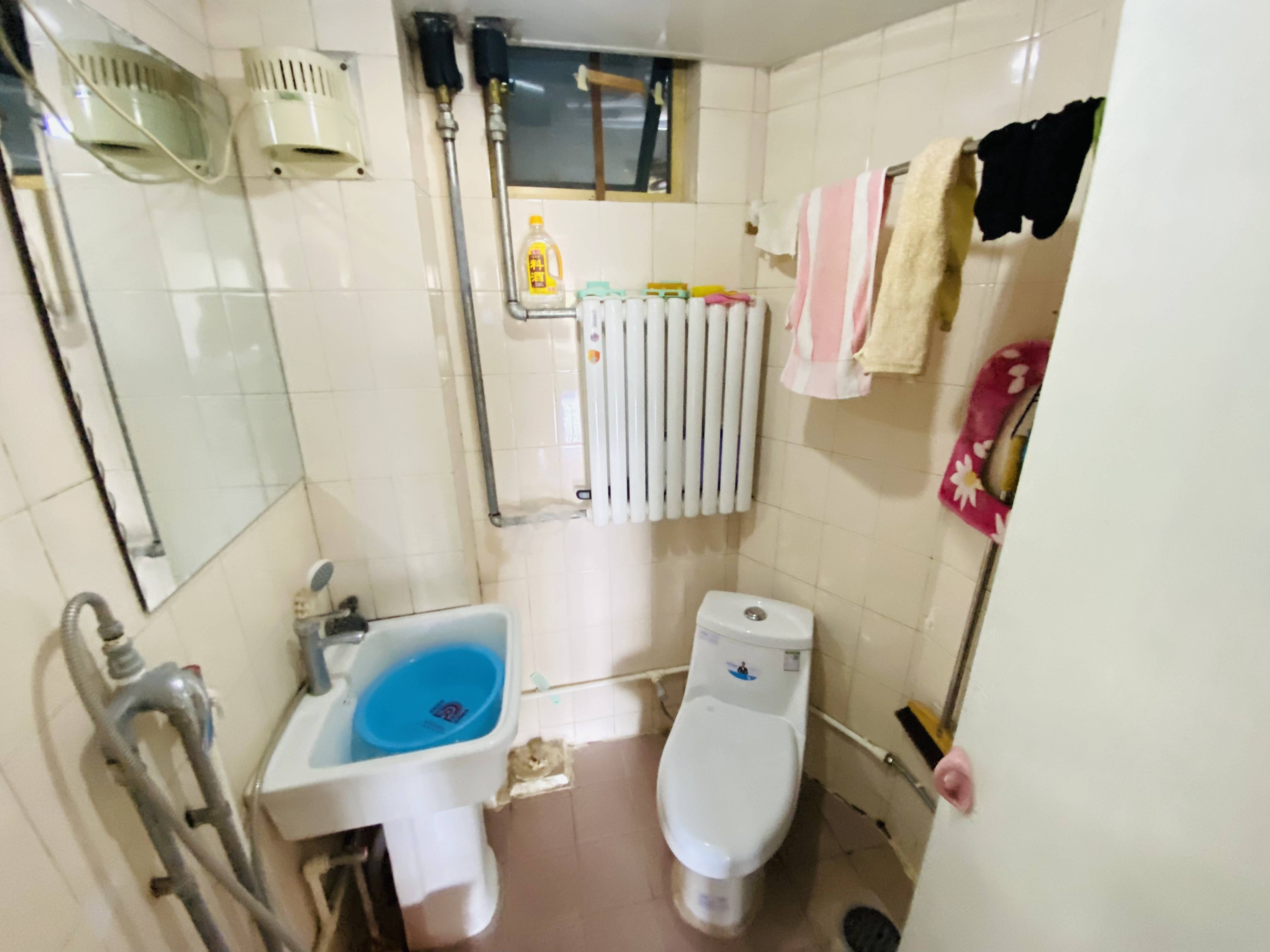 济钢新村中心区