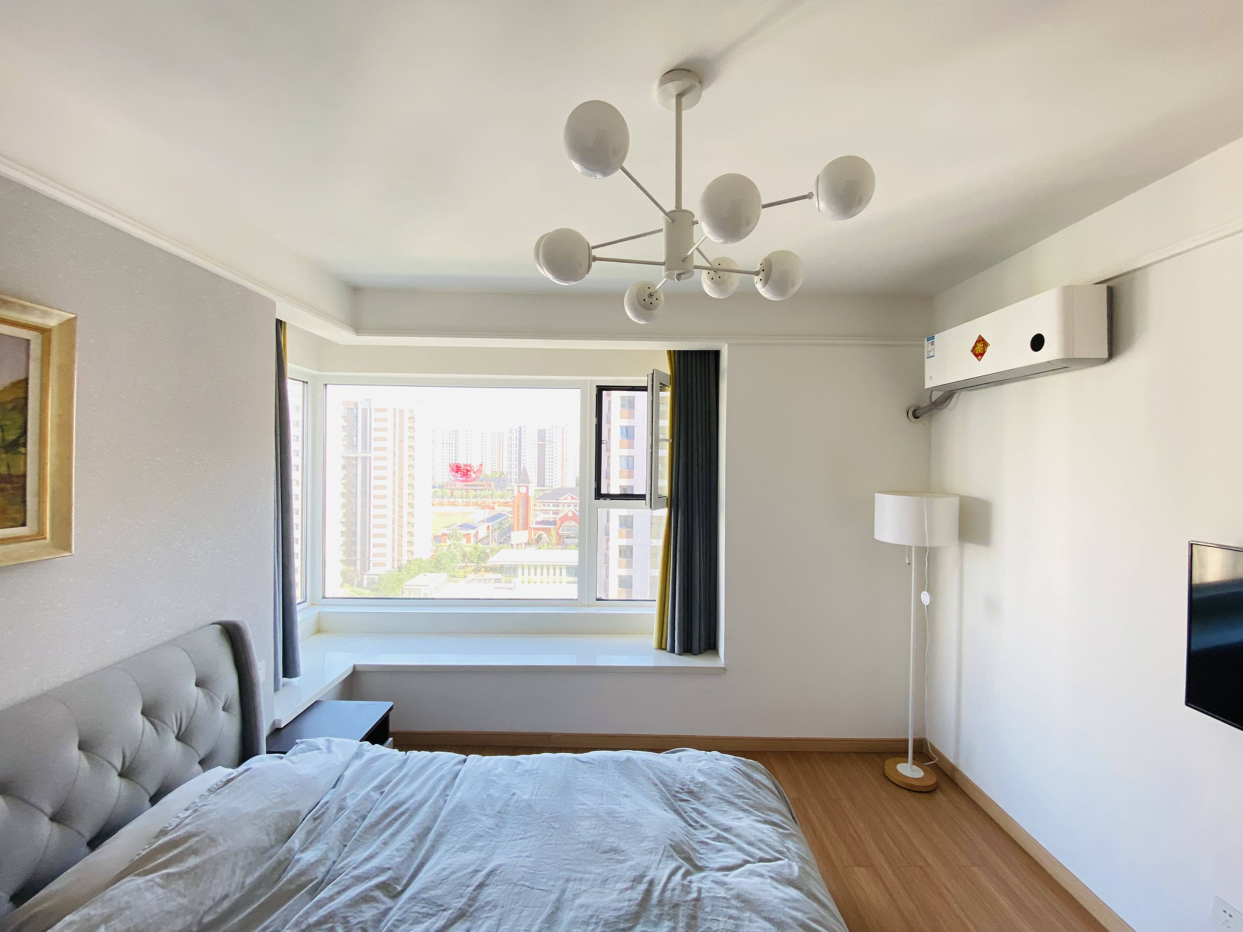 万科龙湖城市之光