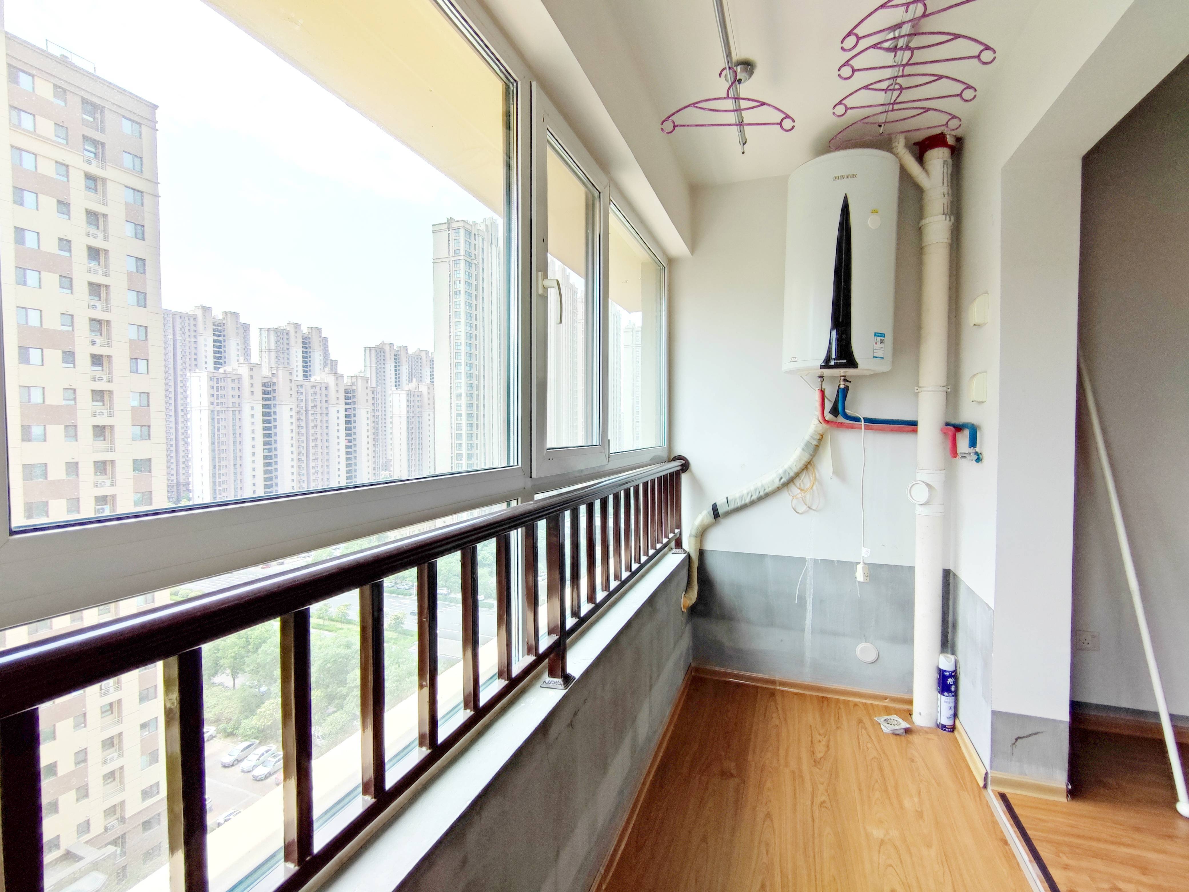 绿地新里香榭丽公馆