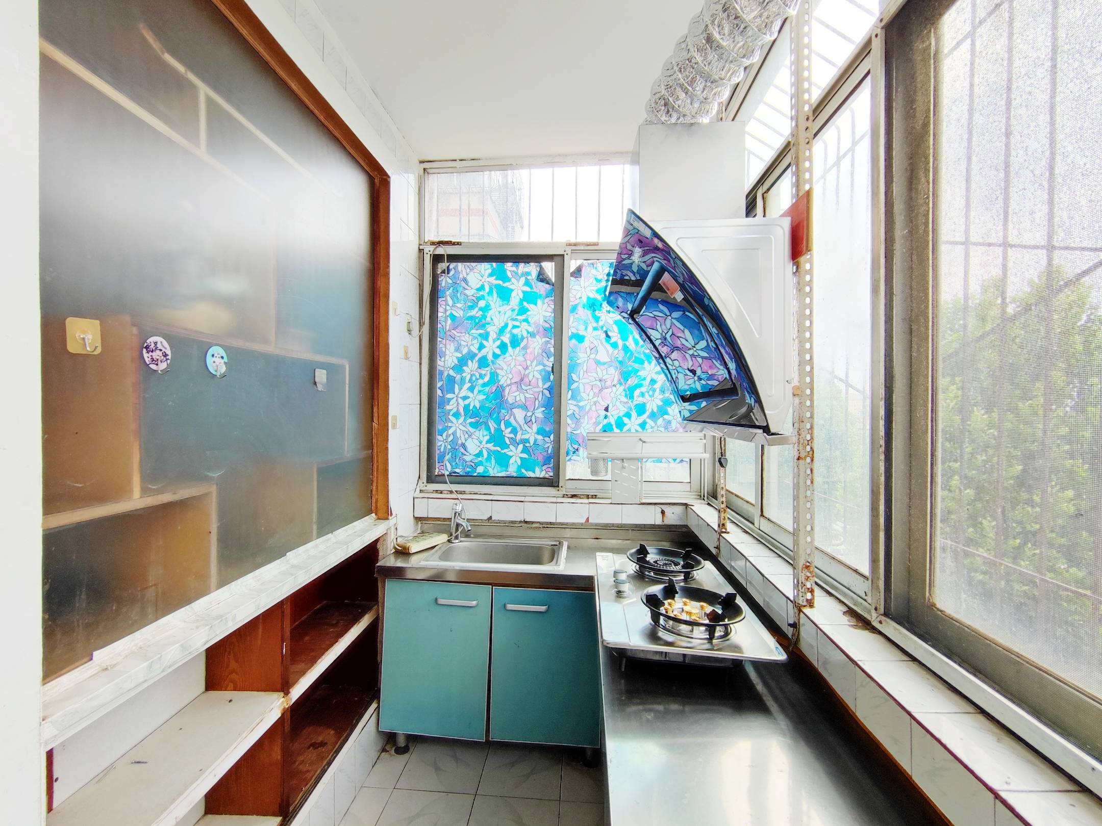 白马山铁路新村