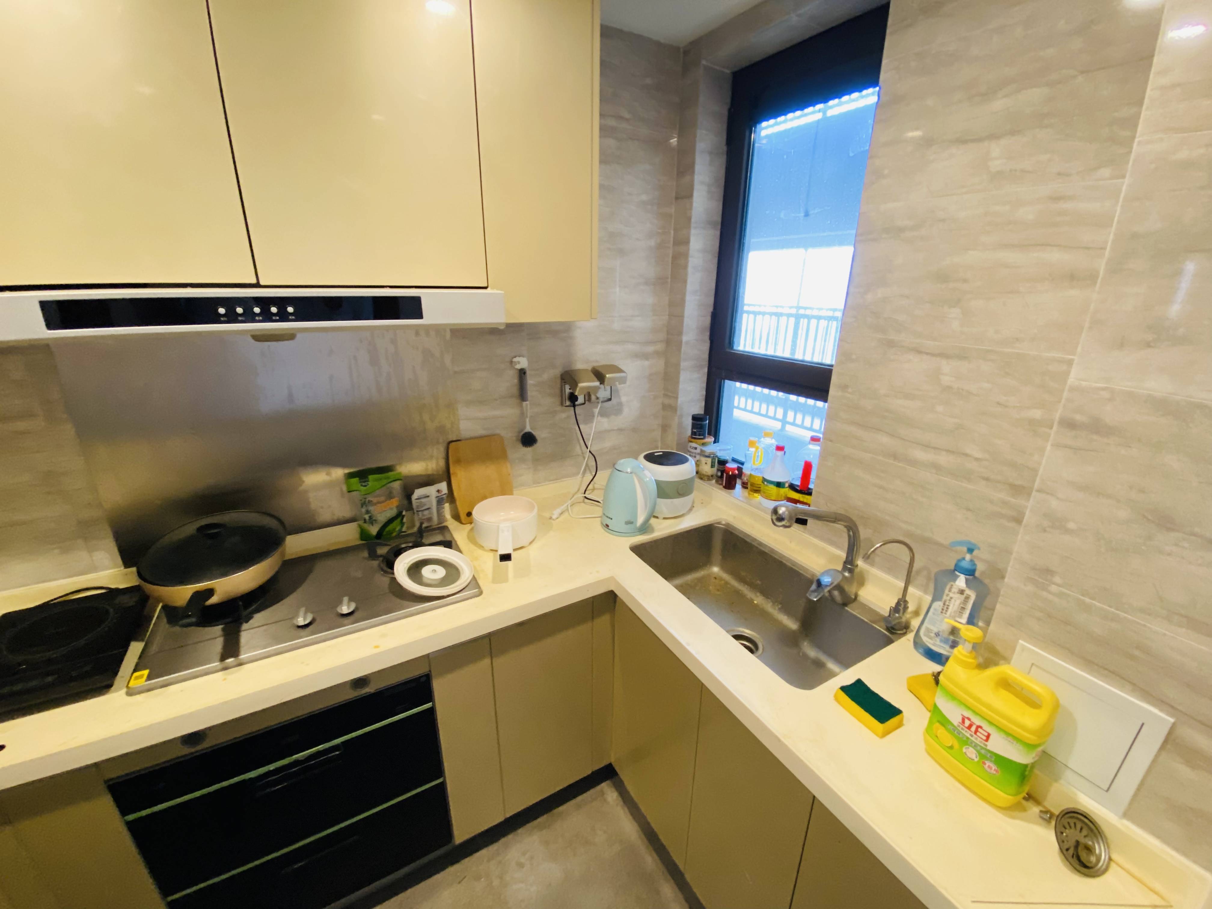 旭辉银盛泰金域蓝山