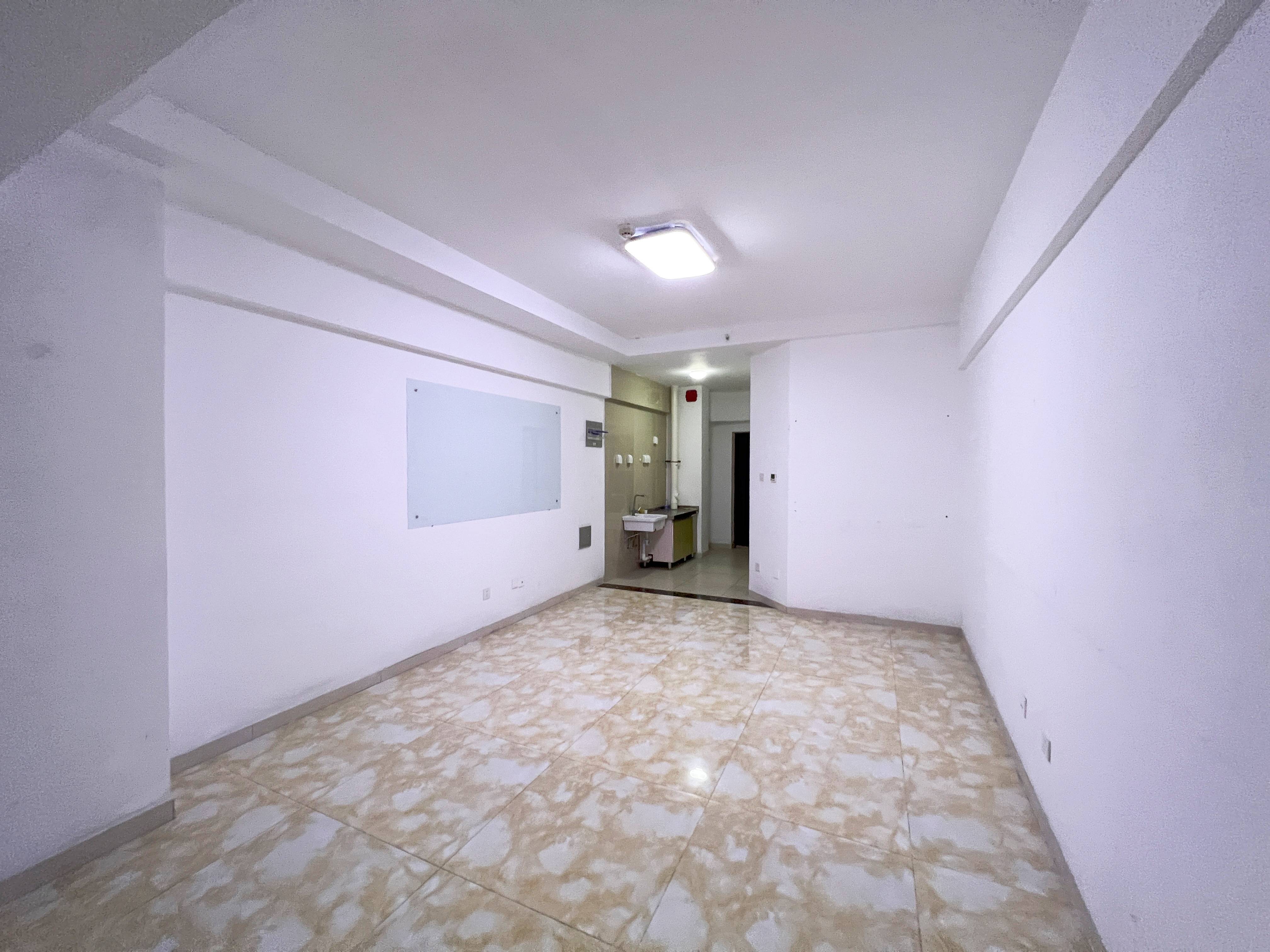 南益名泉春晓公寓