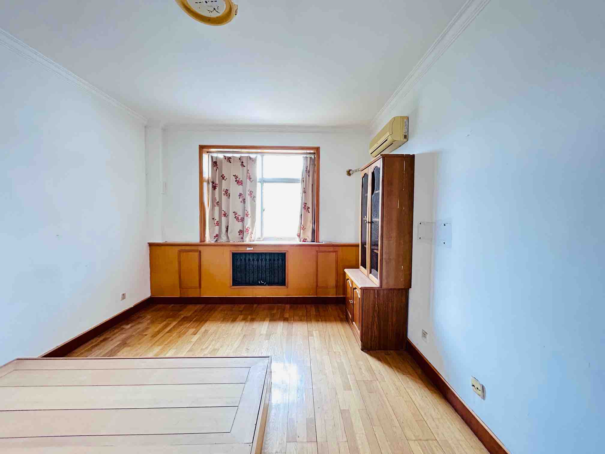 山大洪楼校区第五宿舍