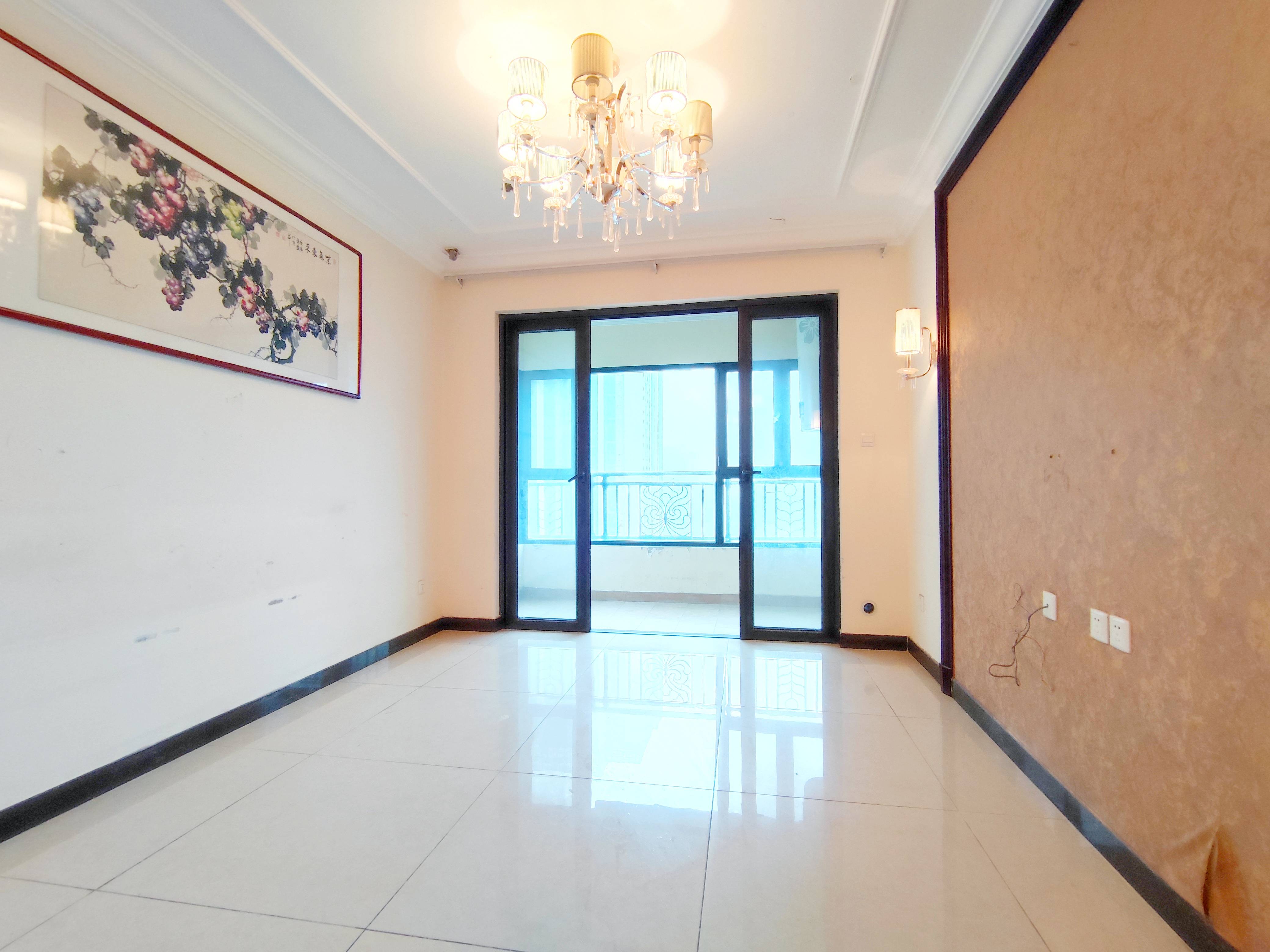  恒大金碧新城 南