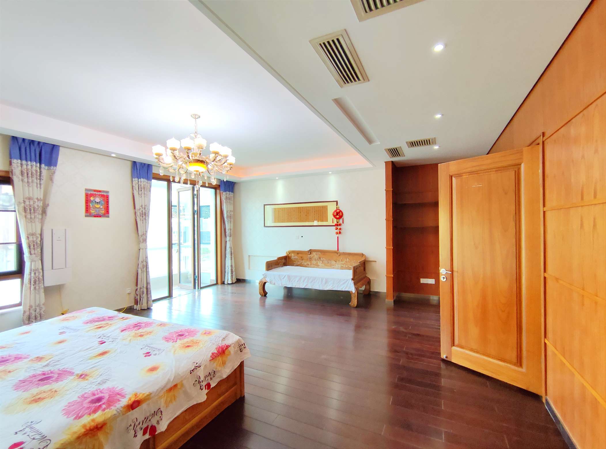 中海奥龙观邸别墅