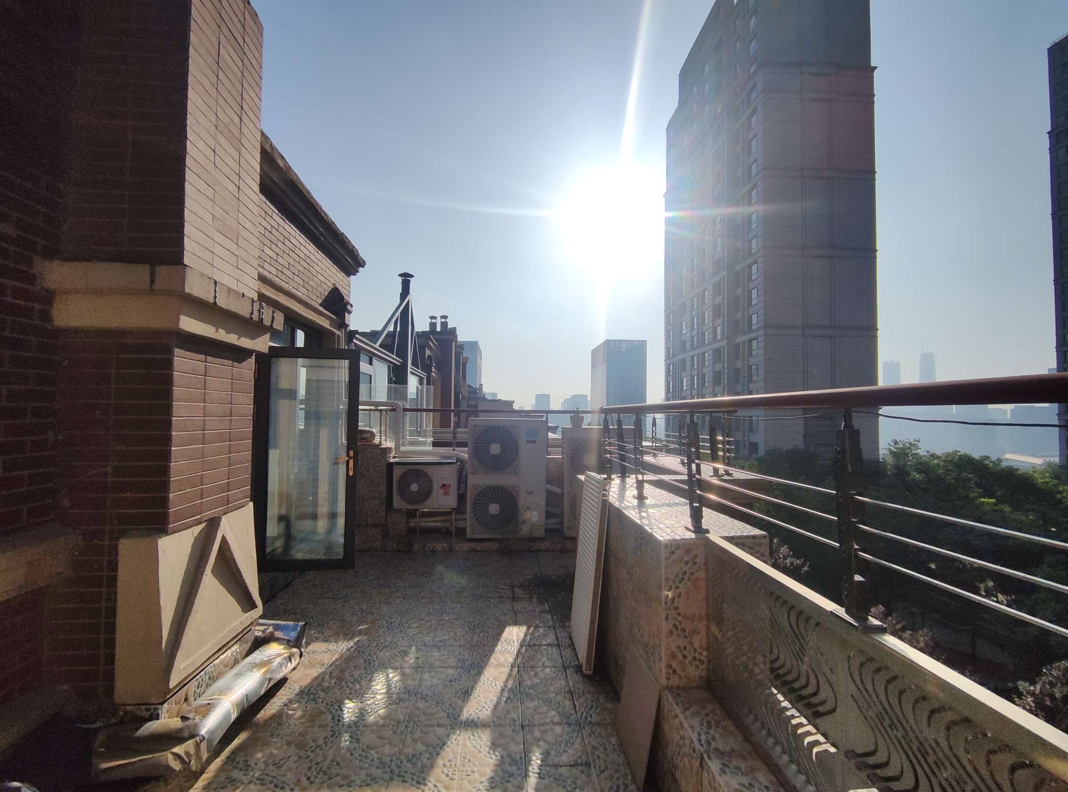 中海奥龙观邸别墅