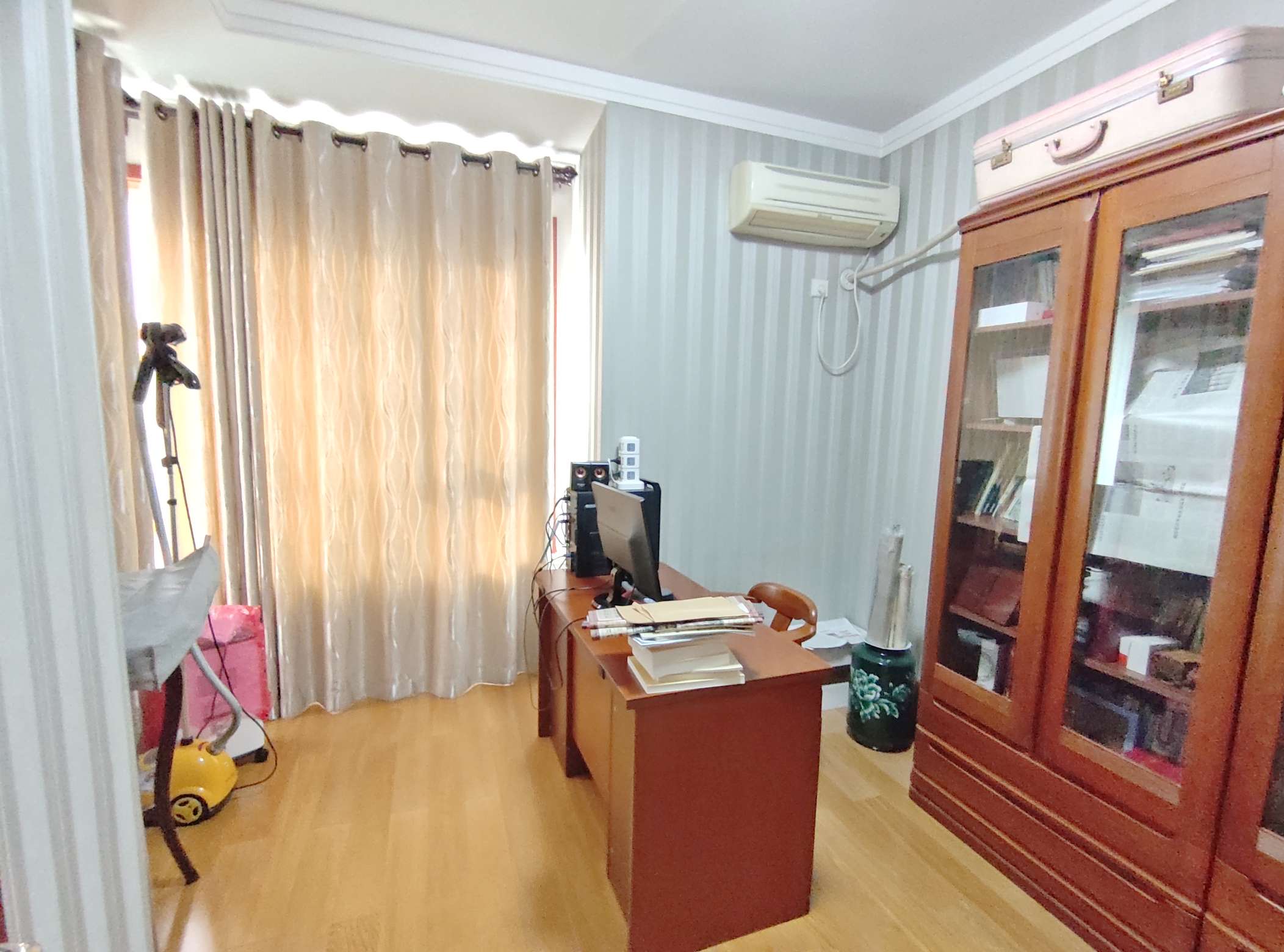 绿地新里卢浮公馆