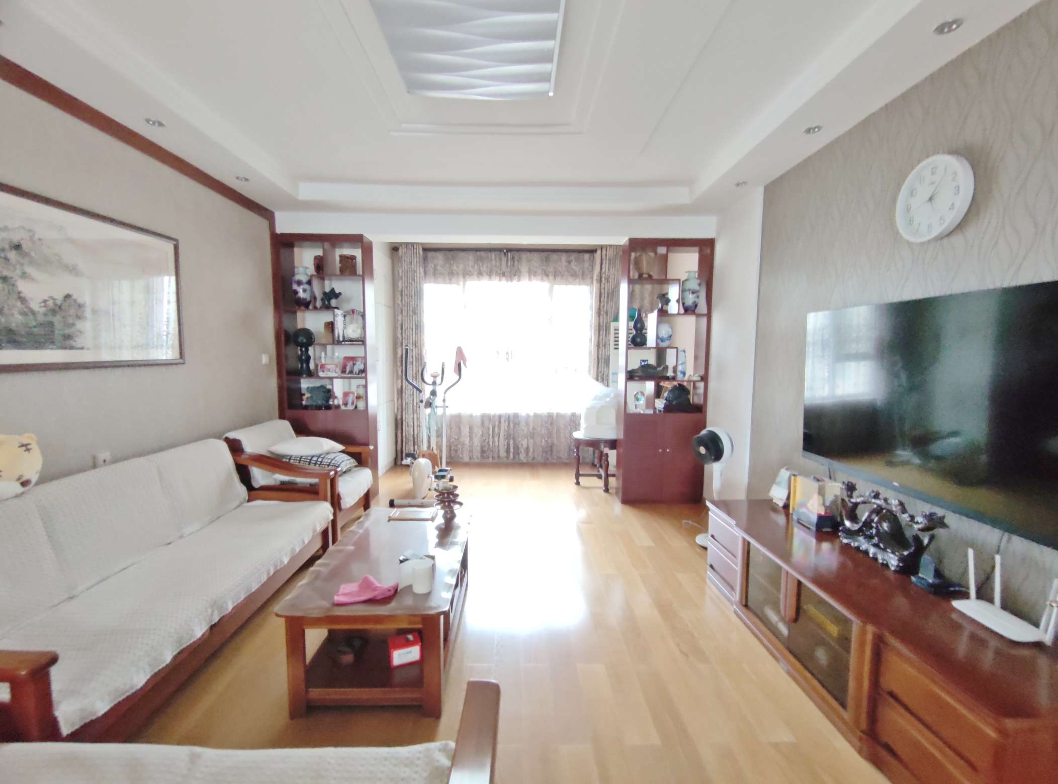 绿地新里卢浮公馆