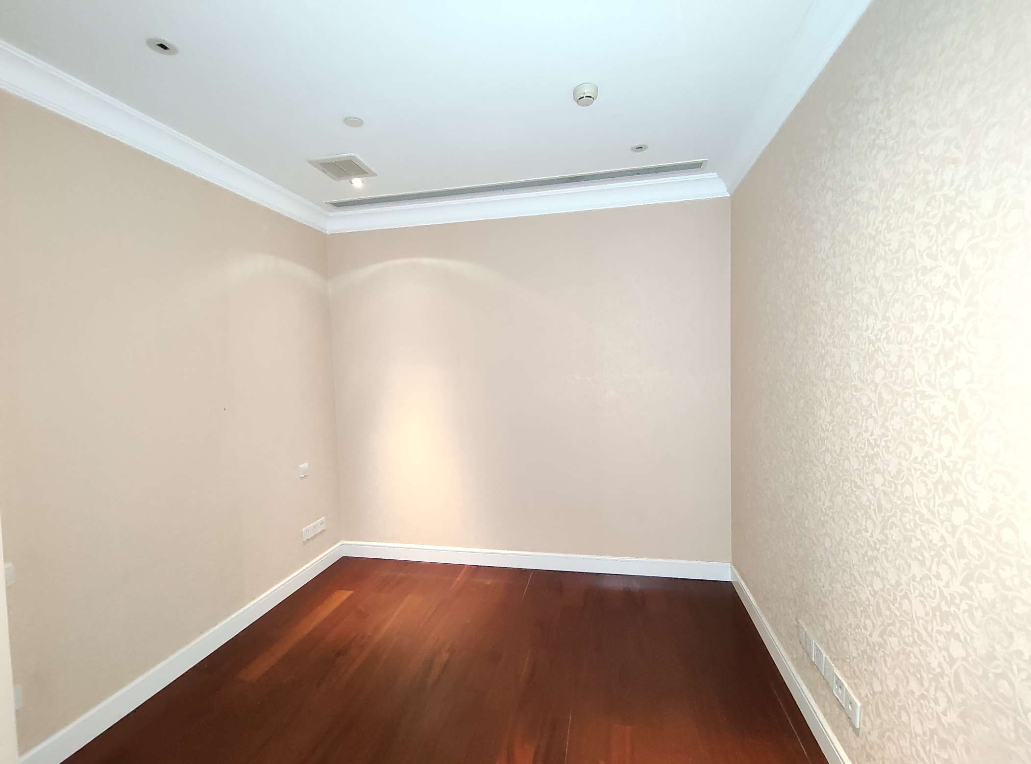 海尔绿城全运村玉兰公寓