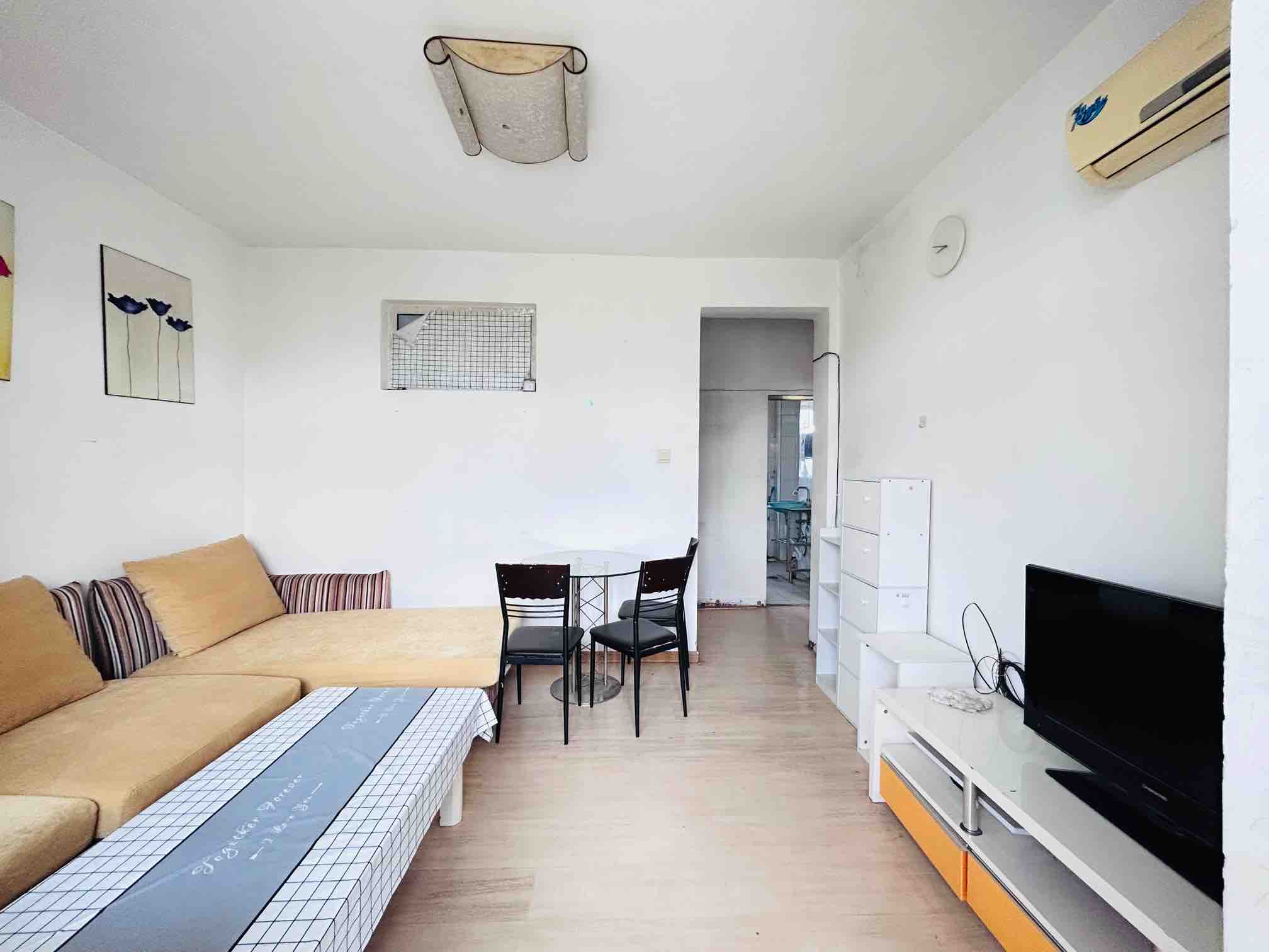  山大南路山大宿舍 南北