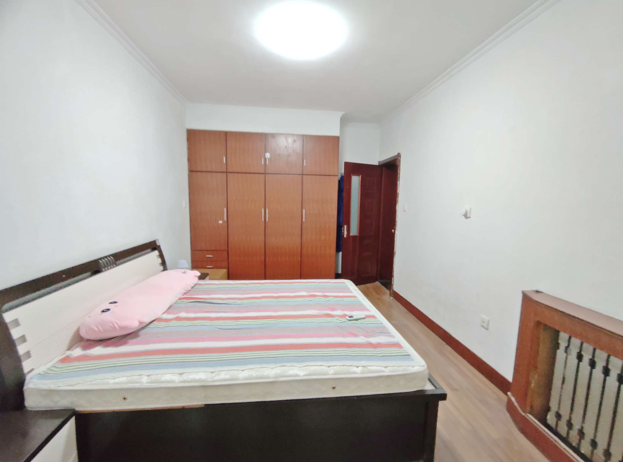 丁字山路佳宝宿舍