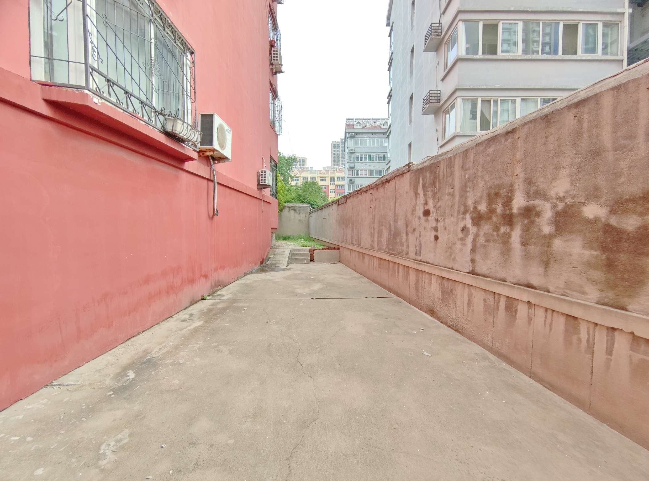 丁字山路佳宝宿舍