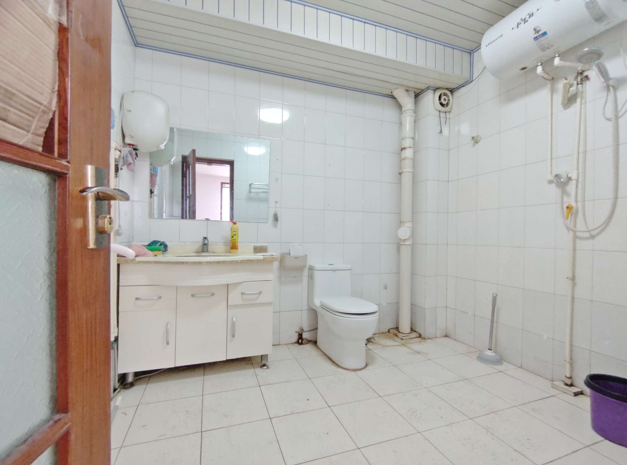 丁字山路佳宝宿舍