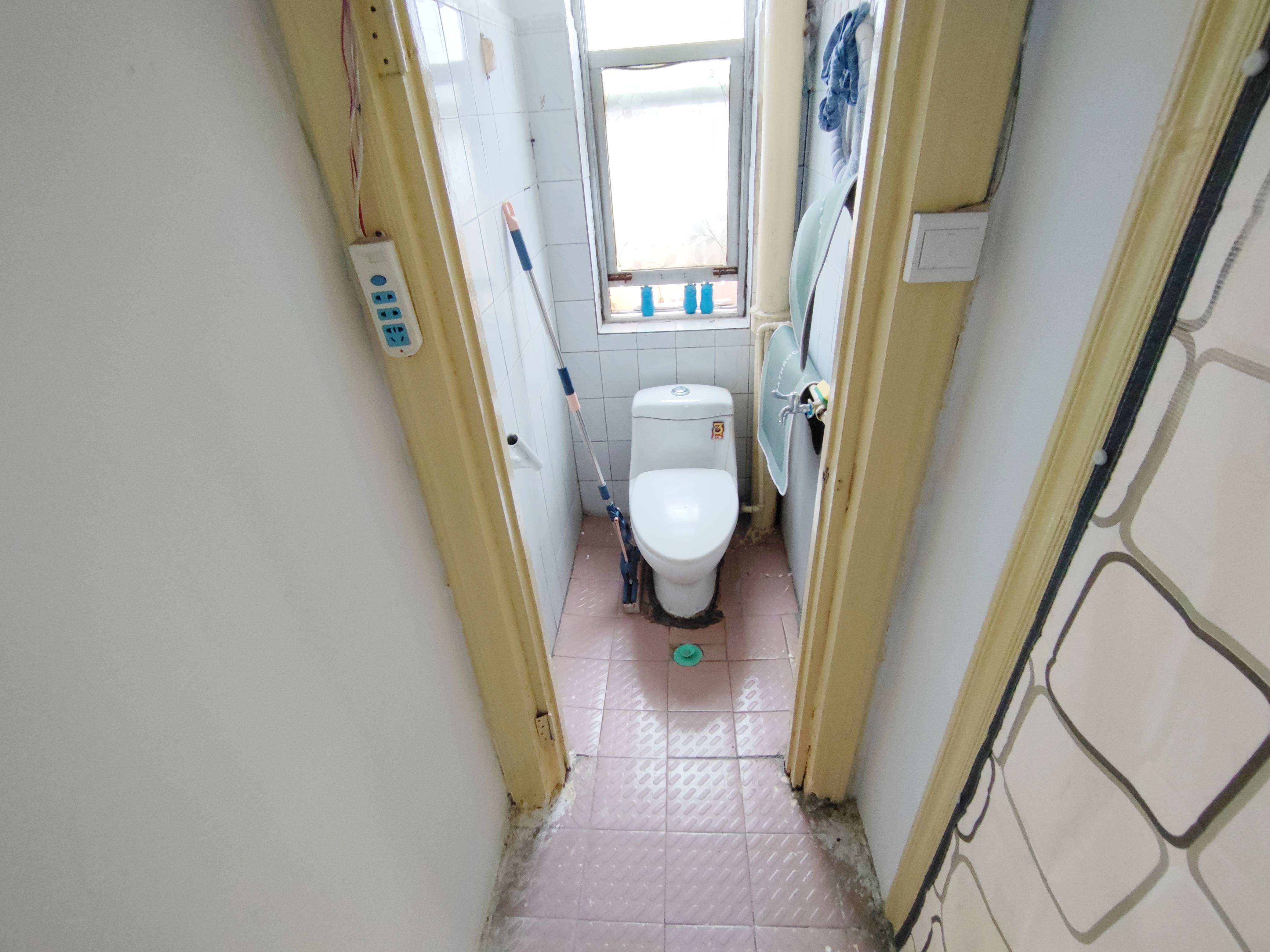闫千户铁路宿舍