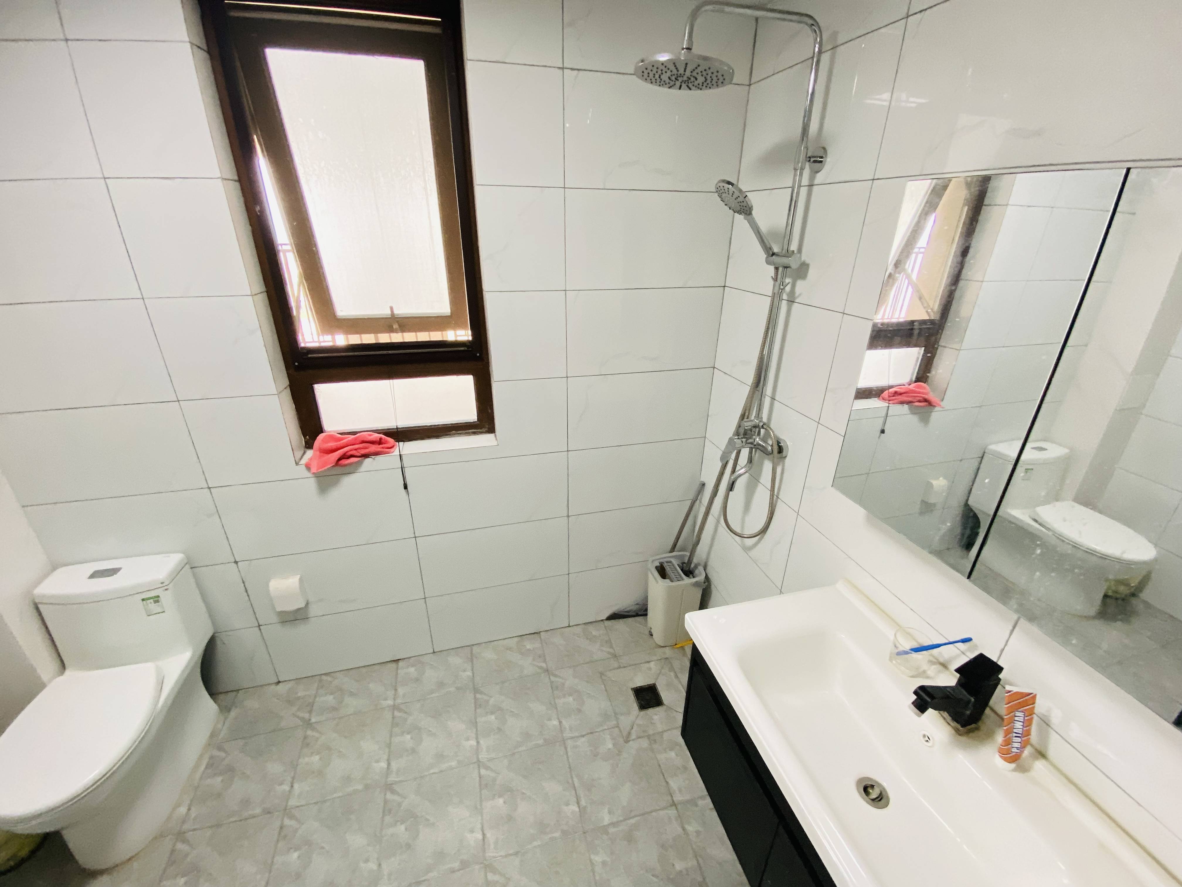 旭辉银盛泰星瀚城