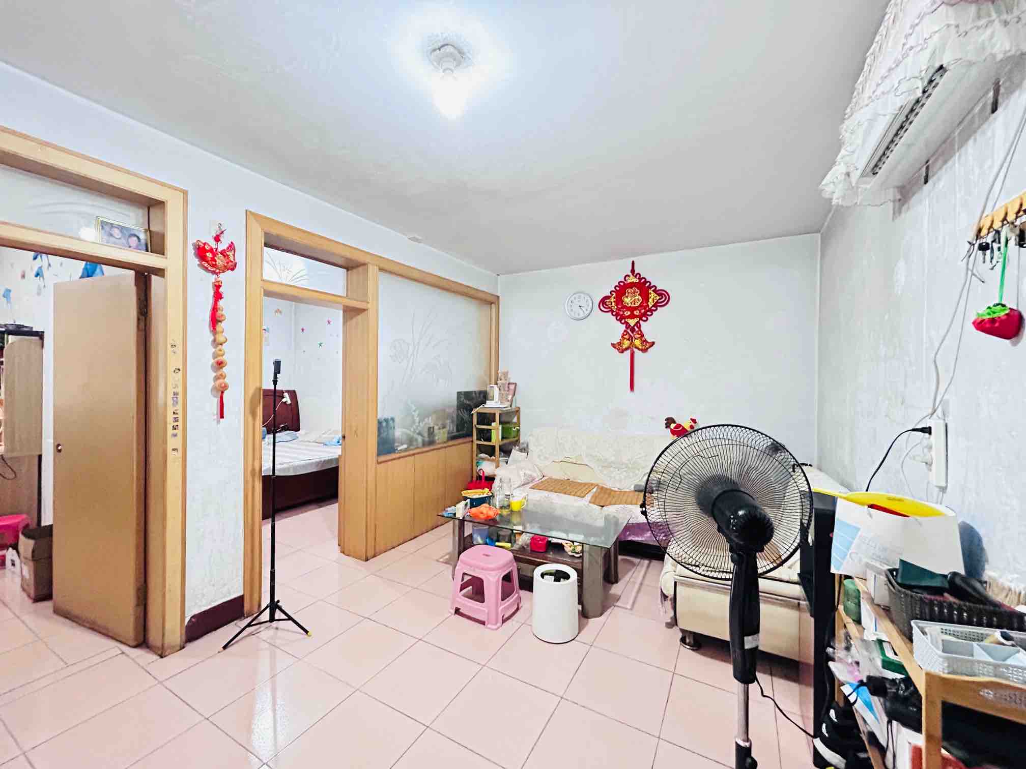 
                            花园小区四区 