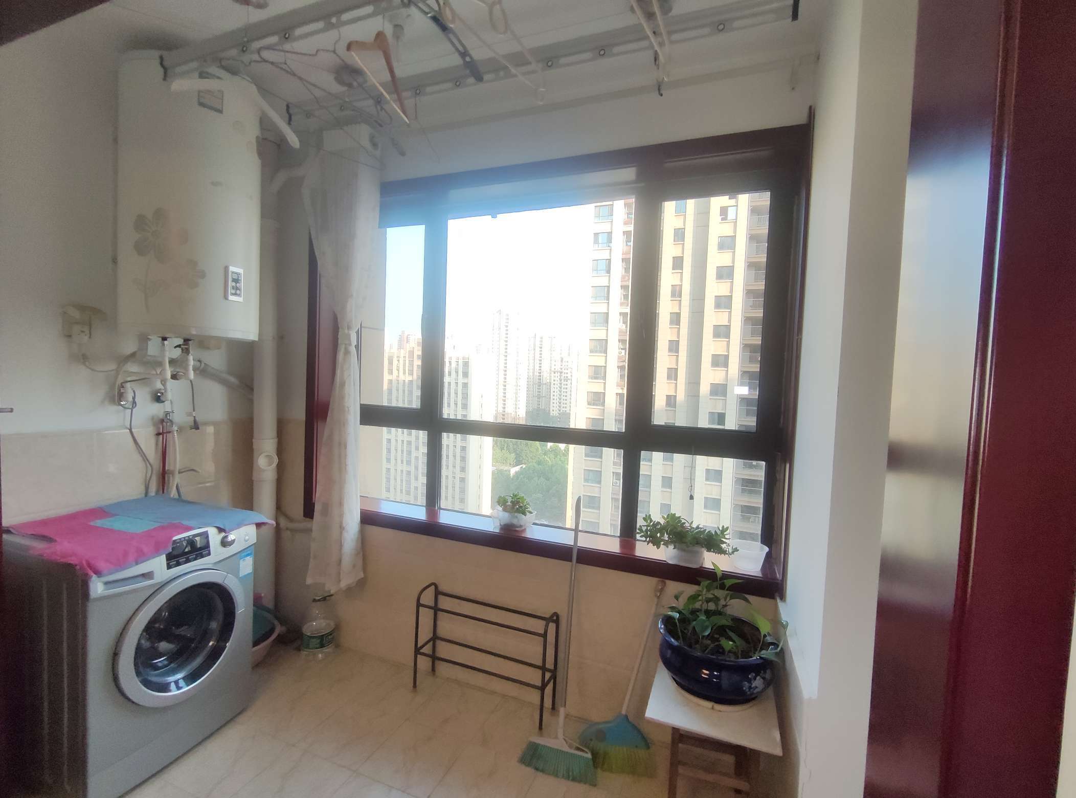 鲁邦奥林逸城东区