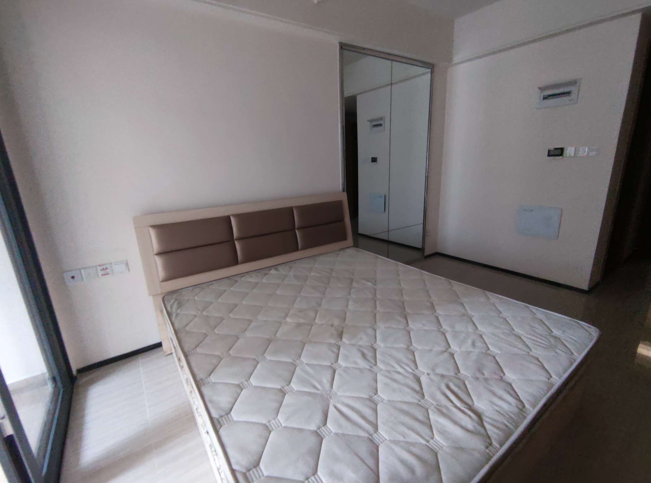 恒大翡翠华庭(商住楼)
