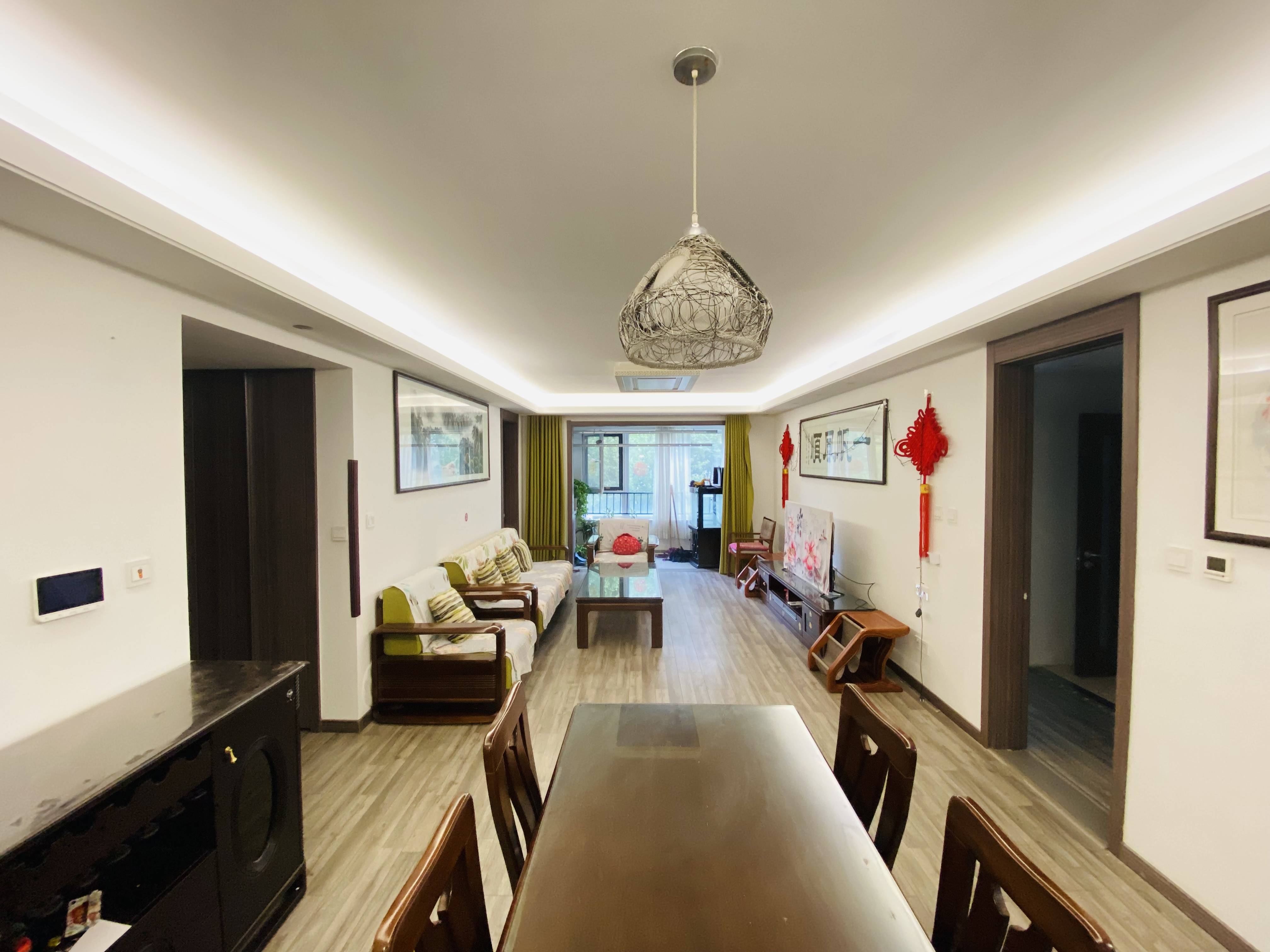 万科龙湖城市之光