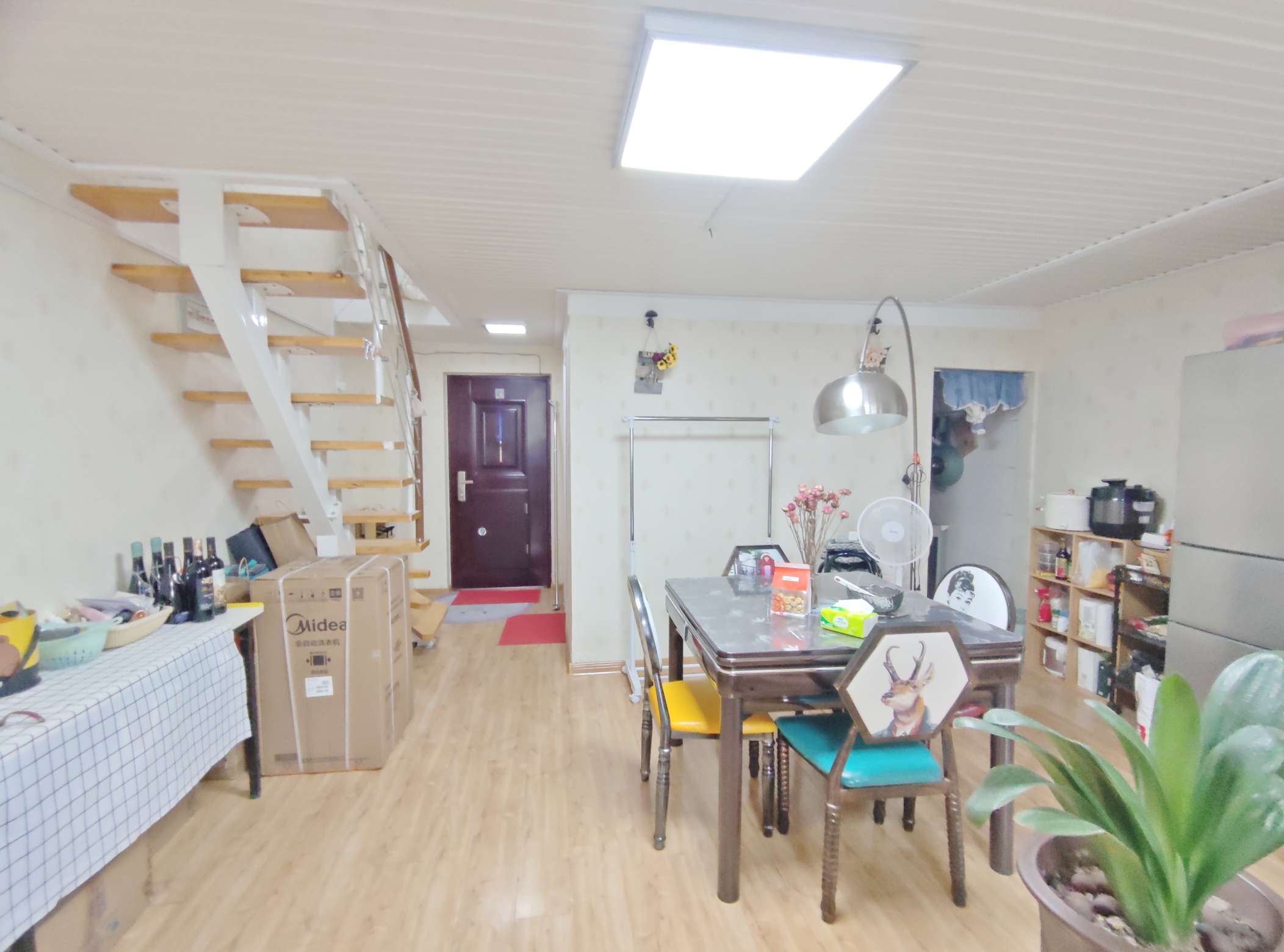 绿地泉景雅园商务大厦