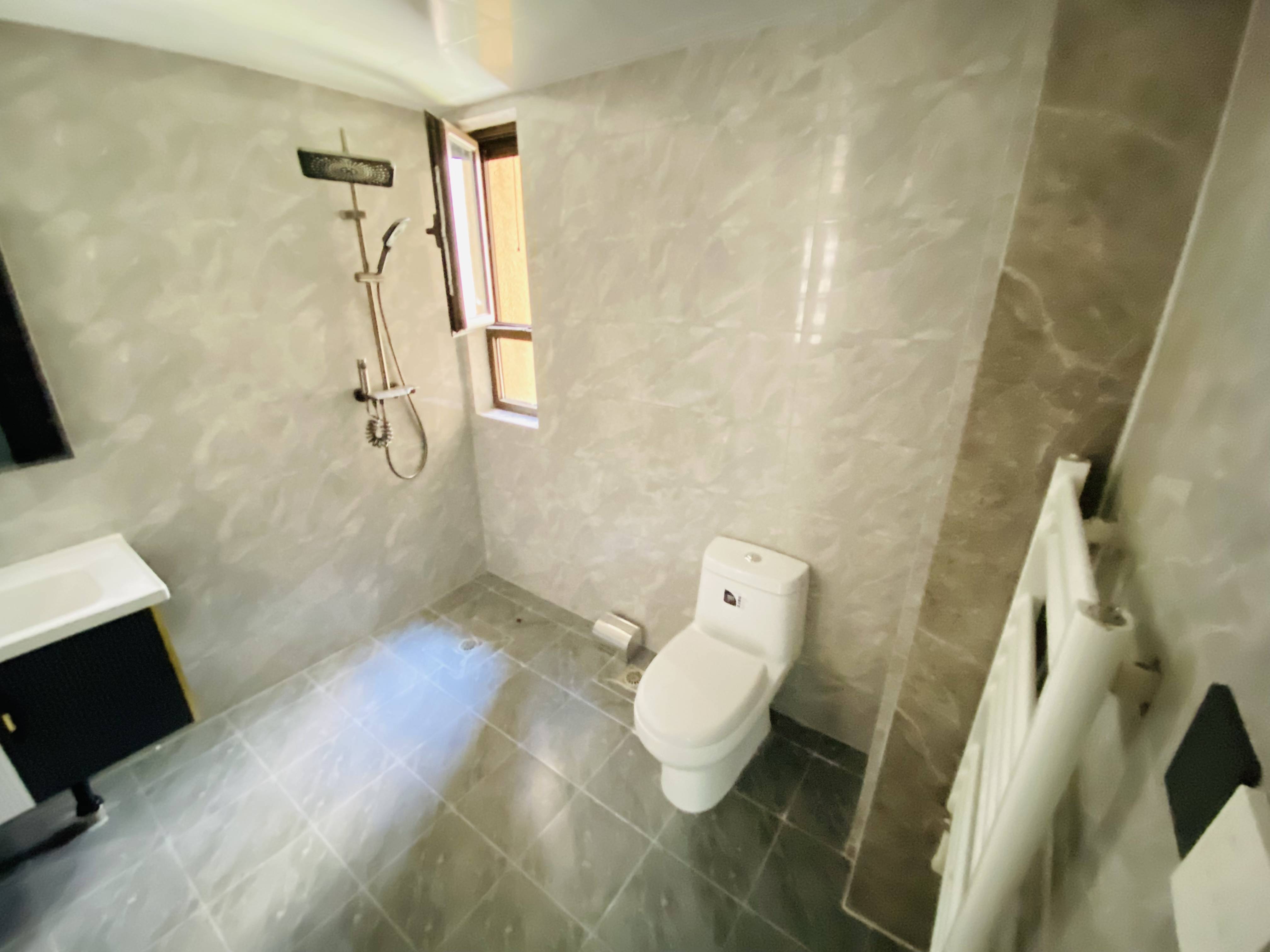 旭辉银盛泰金域蓝山