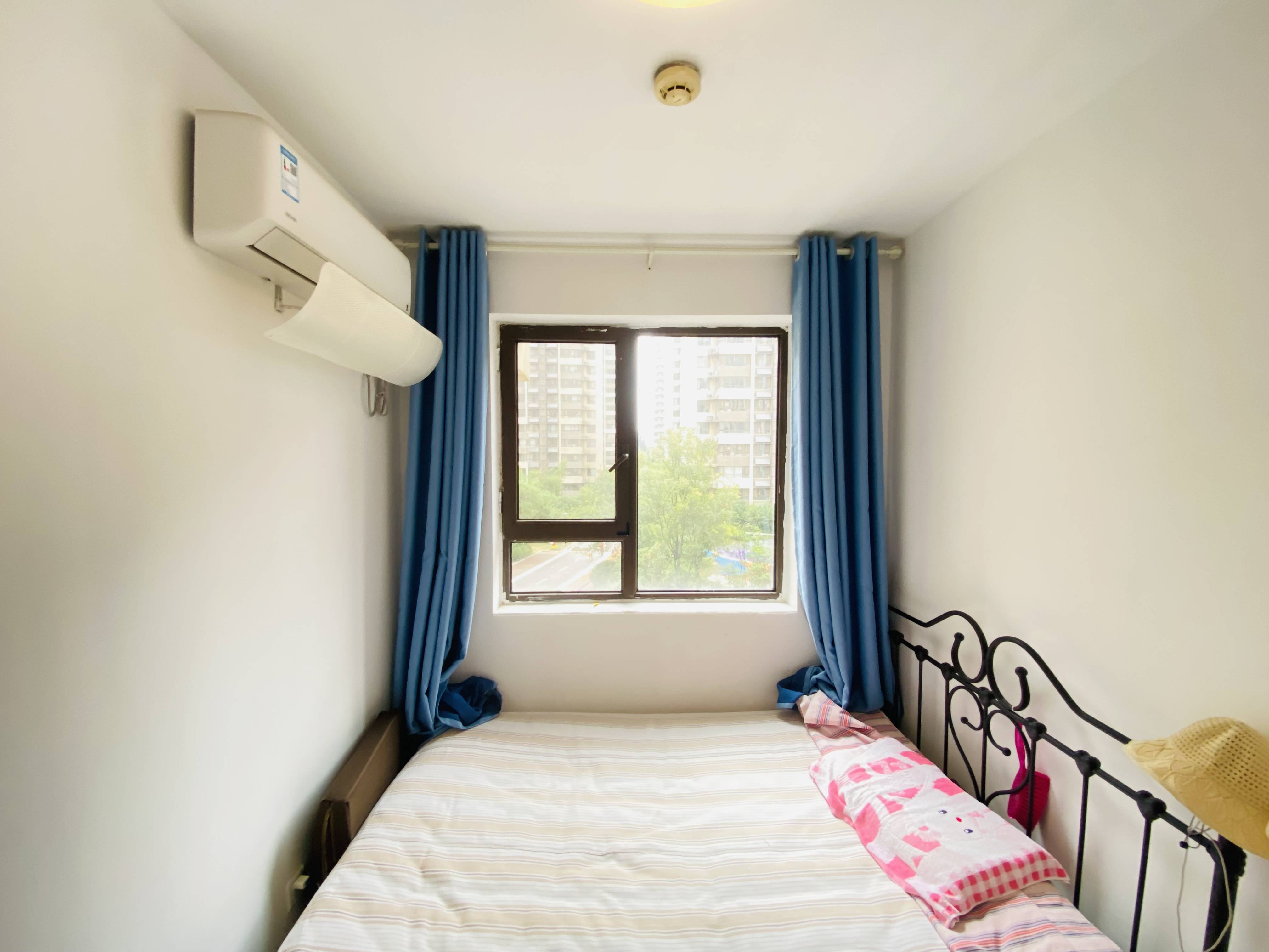 旭辉银盛泰金域蓝山