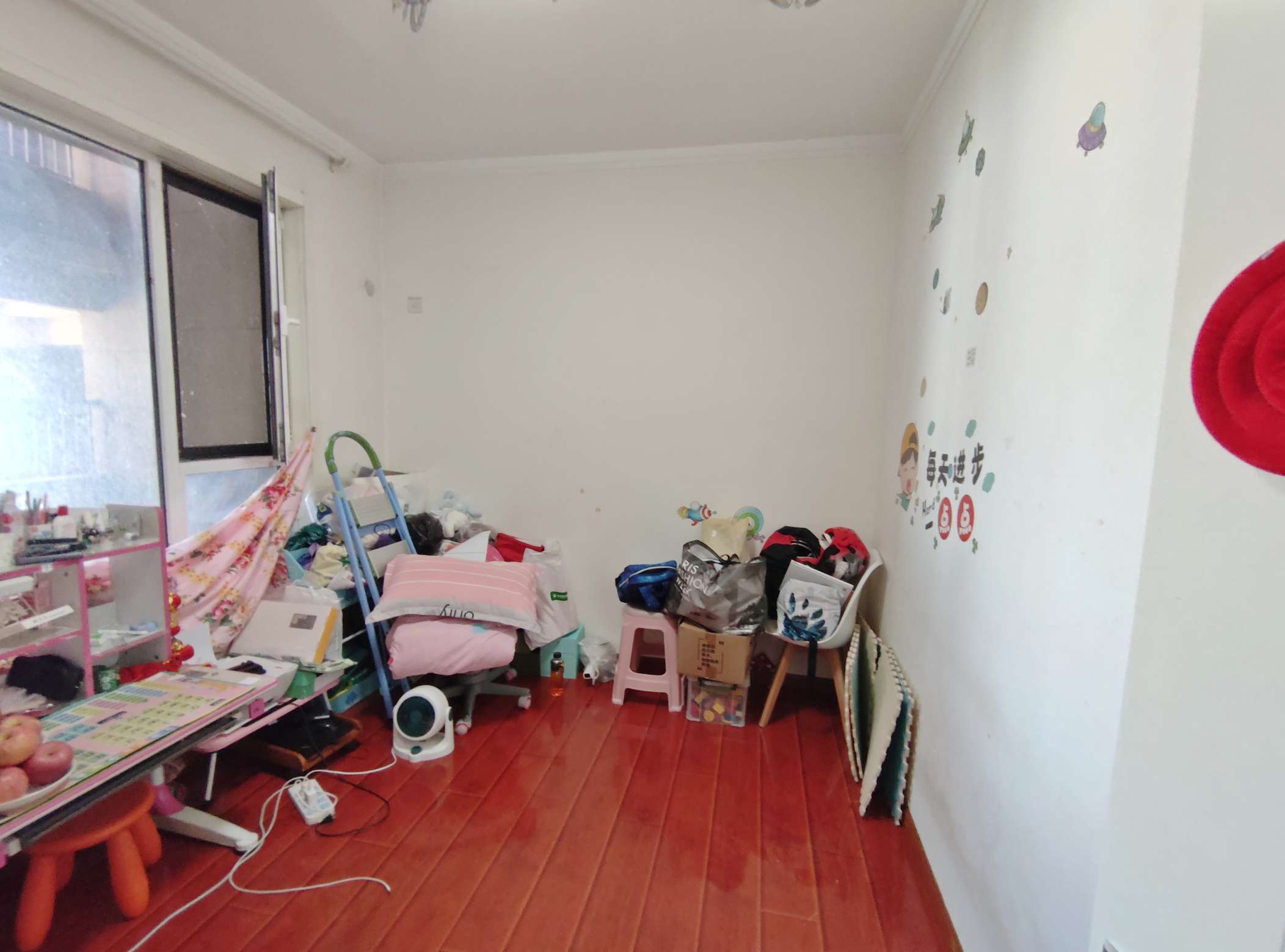 绿地新里卢浮公馆