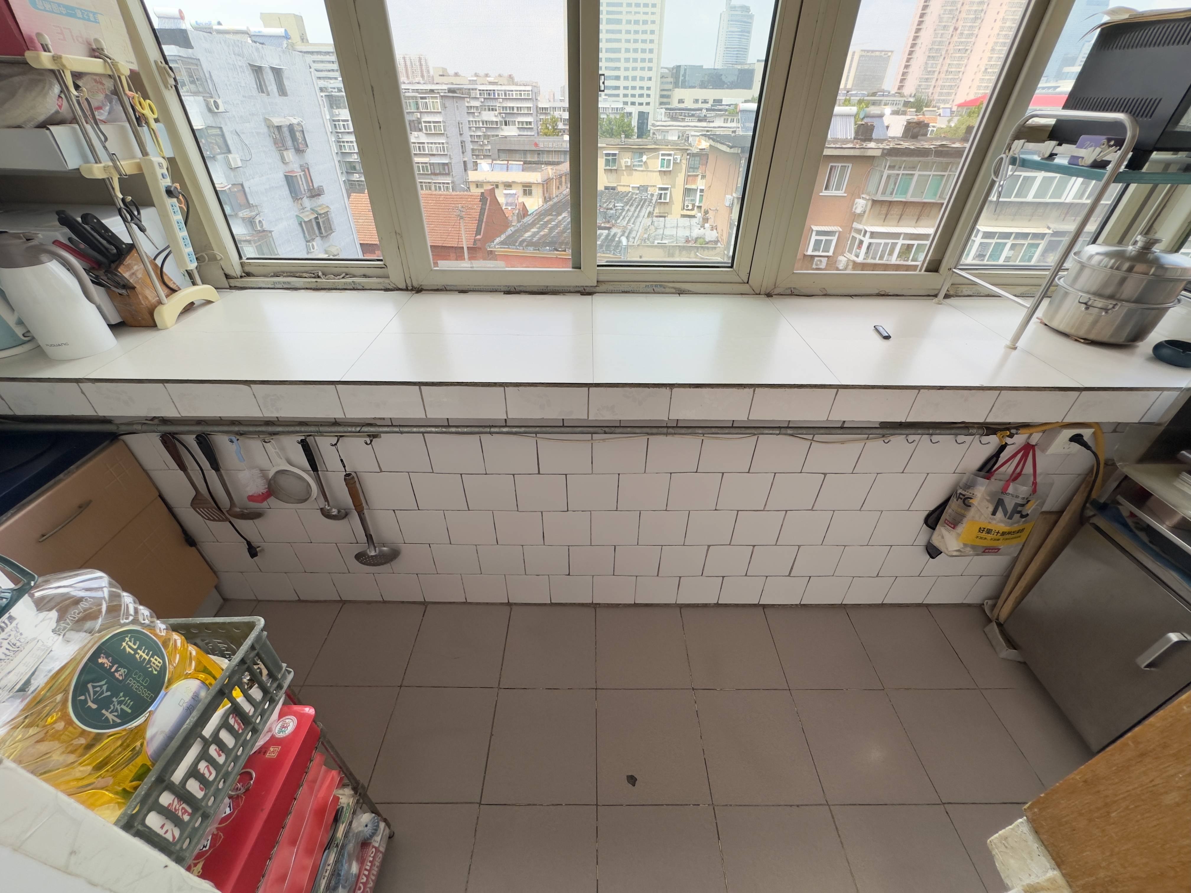 三里庄东街100号