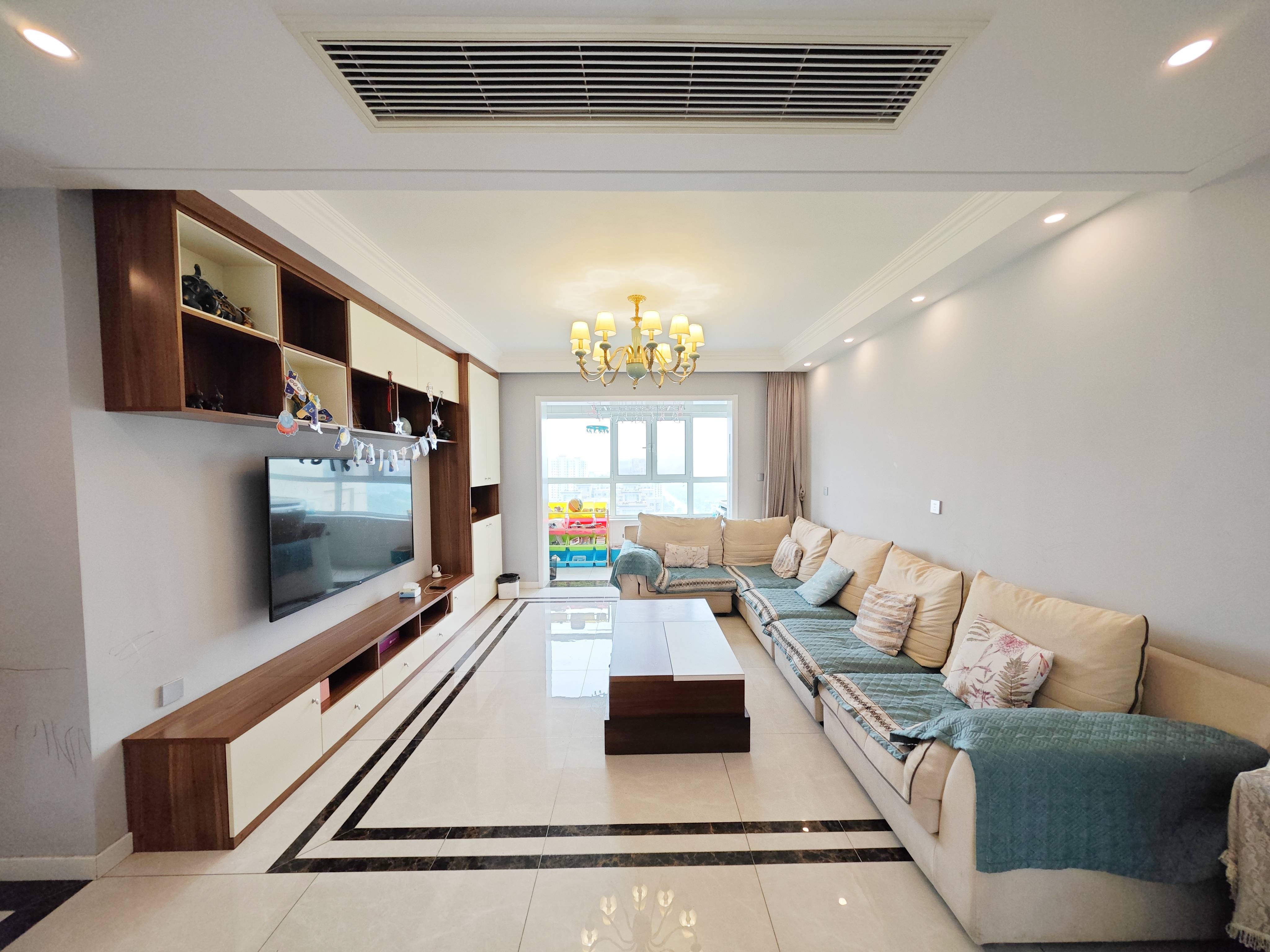  鲁能泰山7号一期 南北