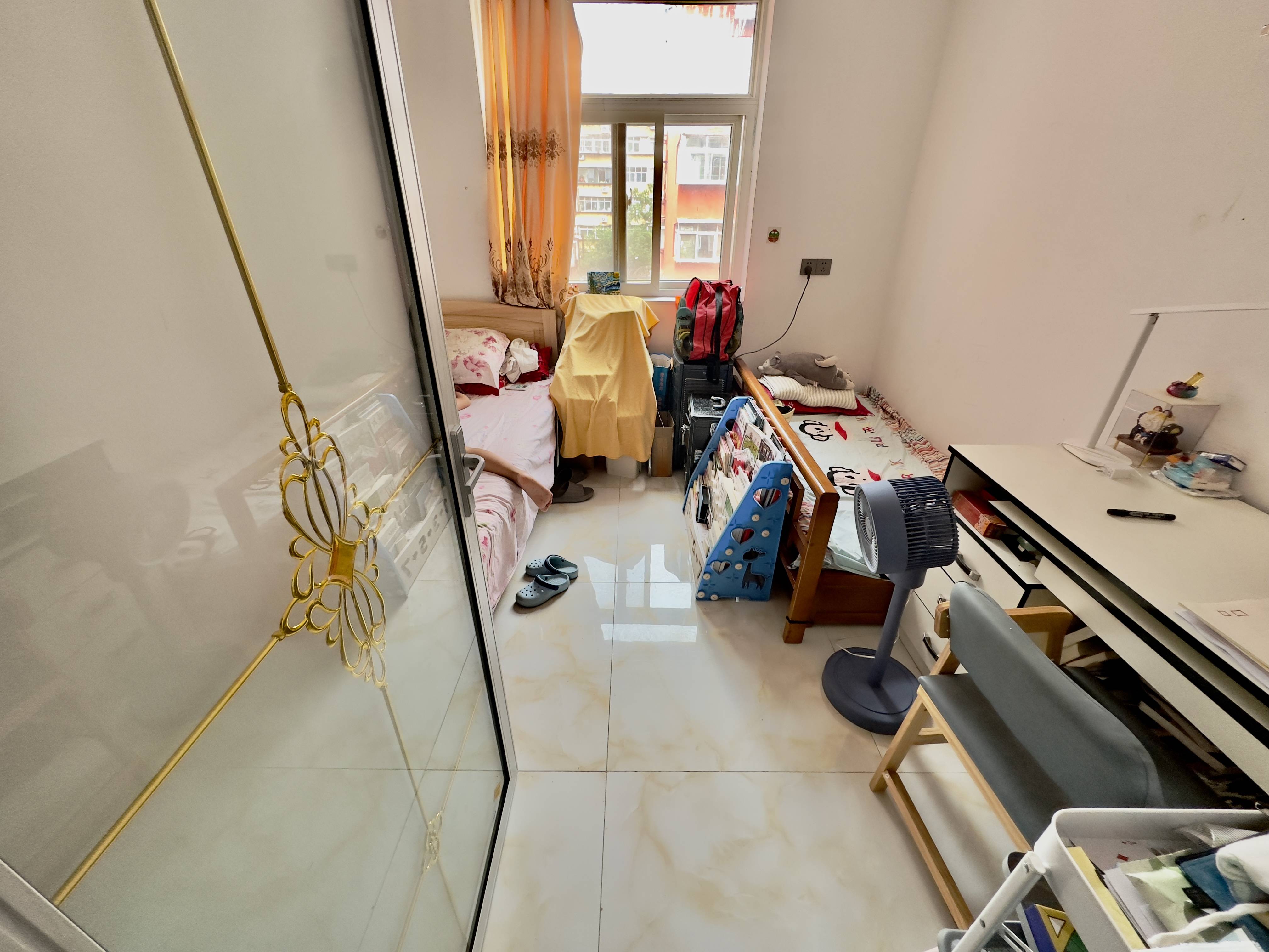 纬一路单位宿舍