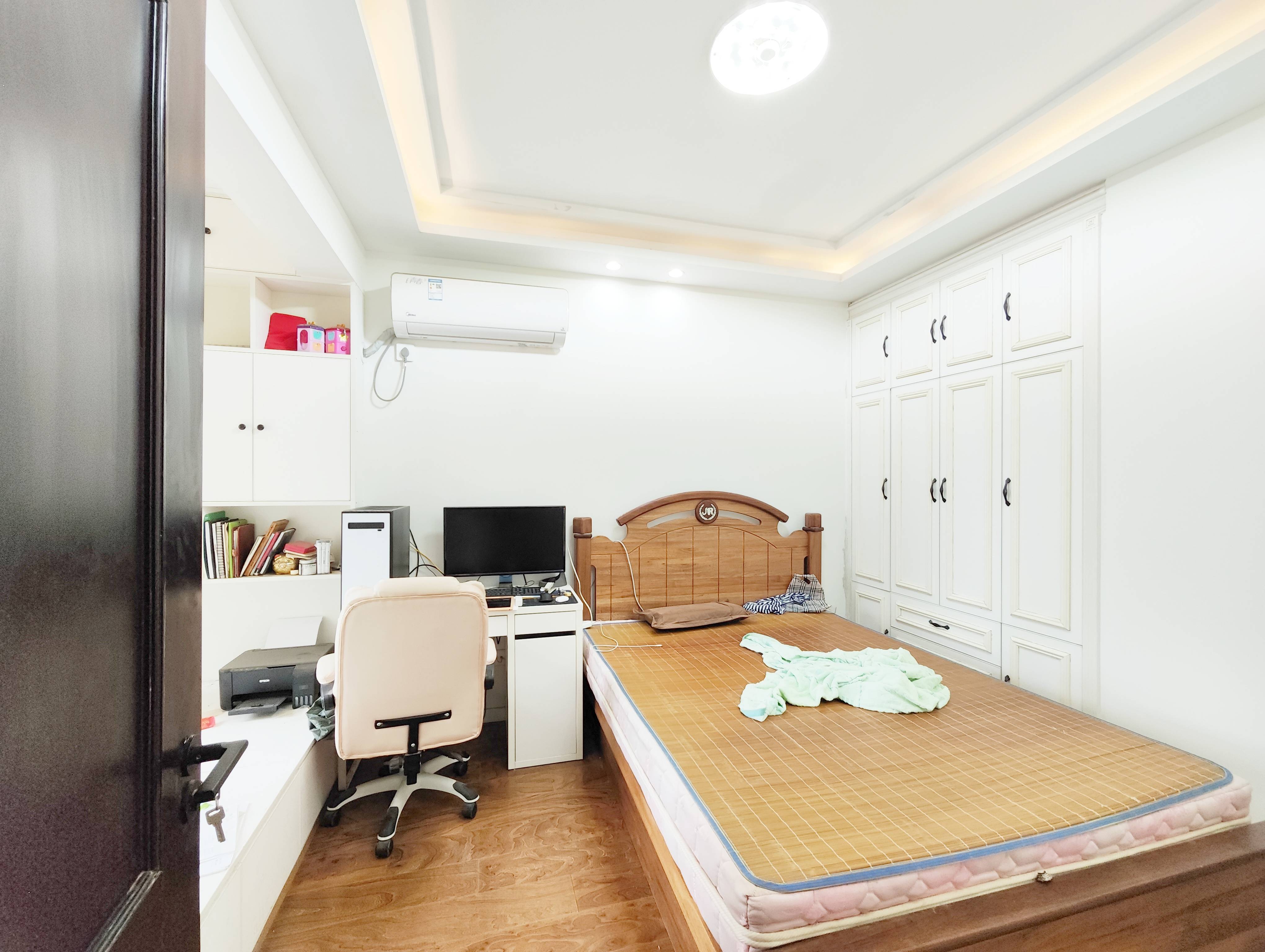 绿地新里香榭丽公馆