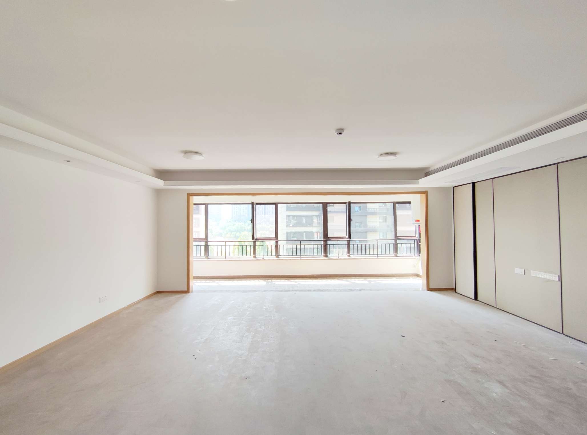  金科东方博翠 南北