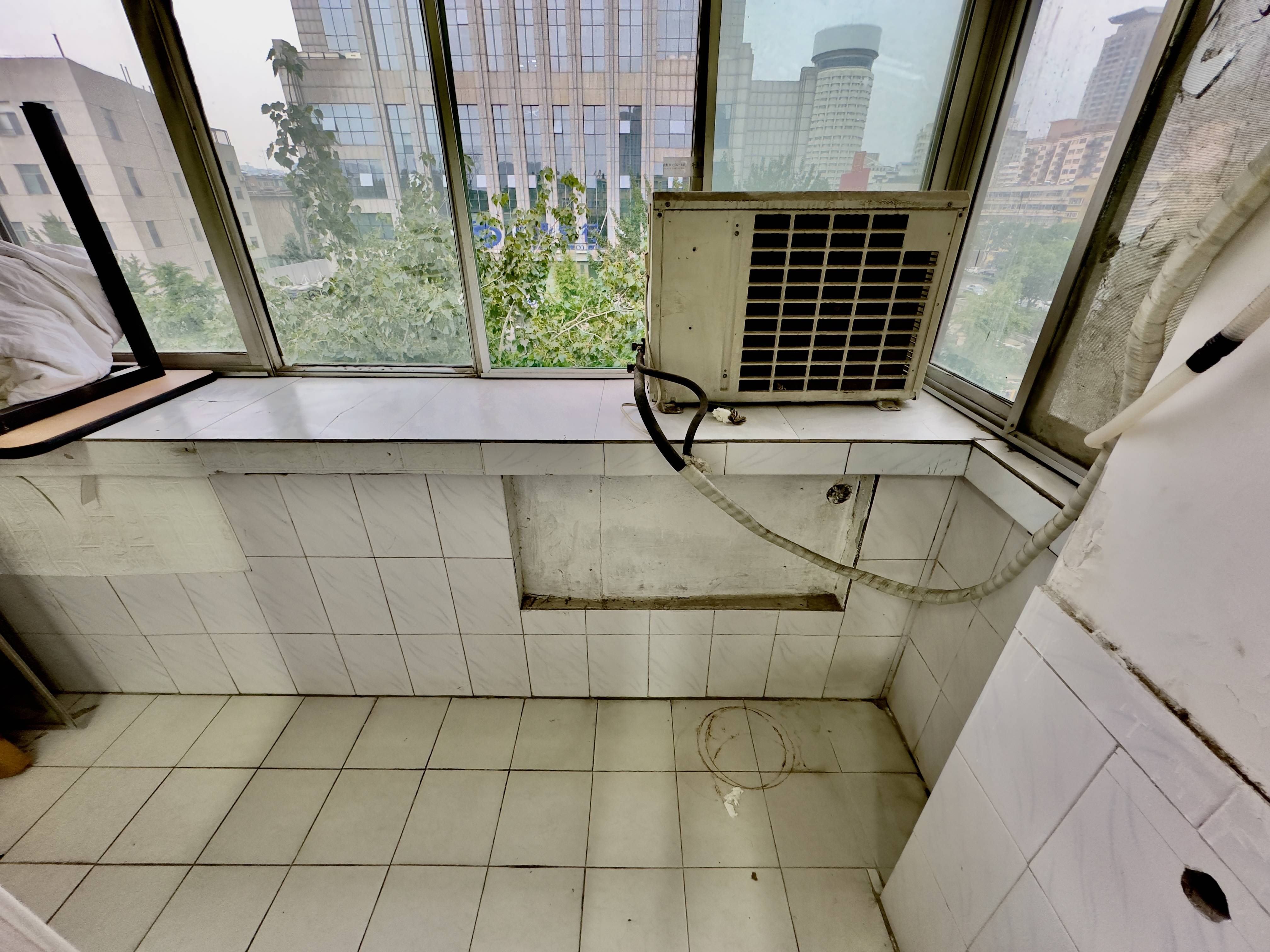 纬一路单位宿舍